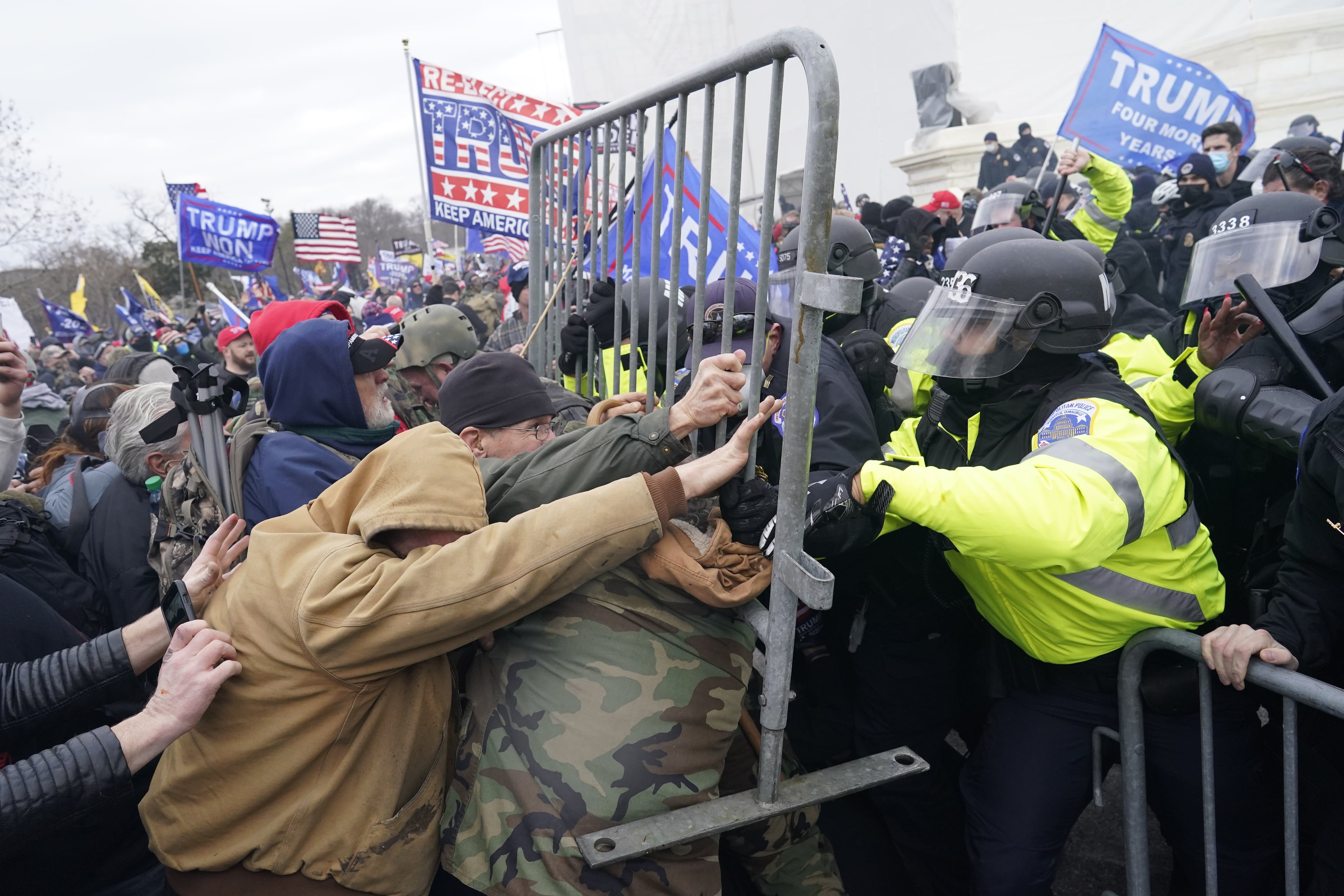 Protesters gather on the second day of pro-Trump events fueled by the president's continued claims of election fraud on Wednesday, Jan. 6, 2021 in Washington, D.C. (Kent Nishimura/Los Angeles Times/)