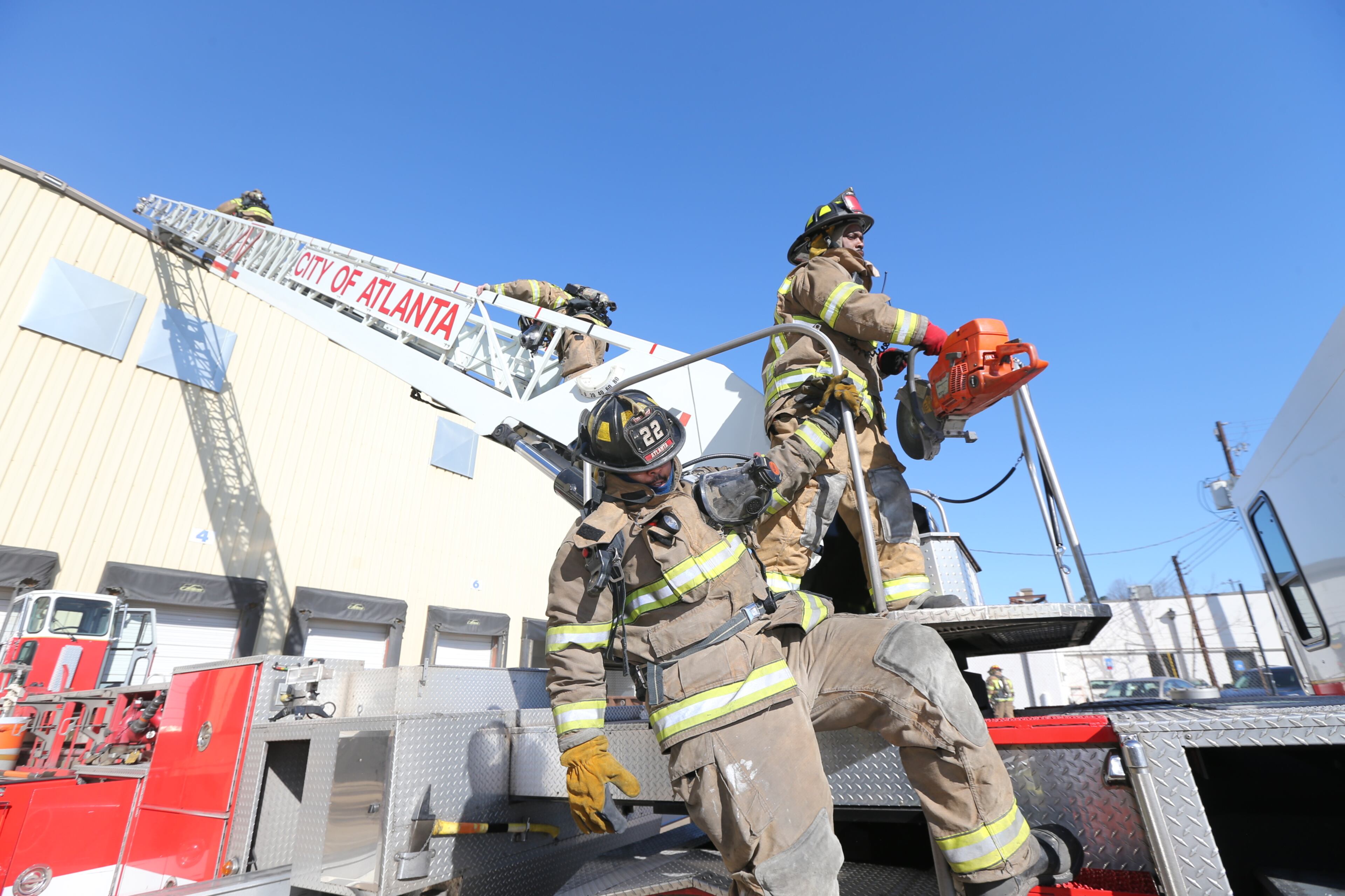 No injuries were reported in a two-alarm fire that damaged an art studio in a northwest Atlanta industrial park late Thursday morning. The fire broke out before 10 a.m. in a “resin room” at Deljou Art Group in the 1600 block of Huber Street, according to Atlanta fire Assistant Chief Chris Wessels.