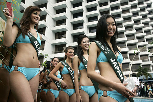 From right, Akemi Fukumura of Japan, Seo Seol-hee of South Korea, Yllka Berisha of Kosovo, Anita Baltruna of Latvia, and Rudina Suti of Albania.