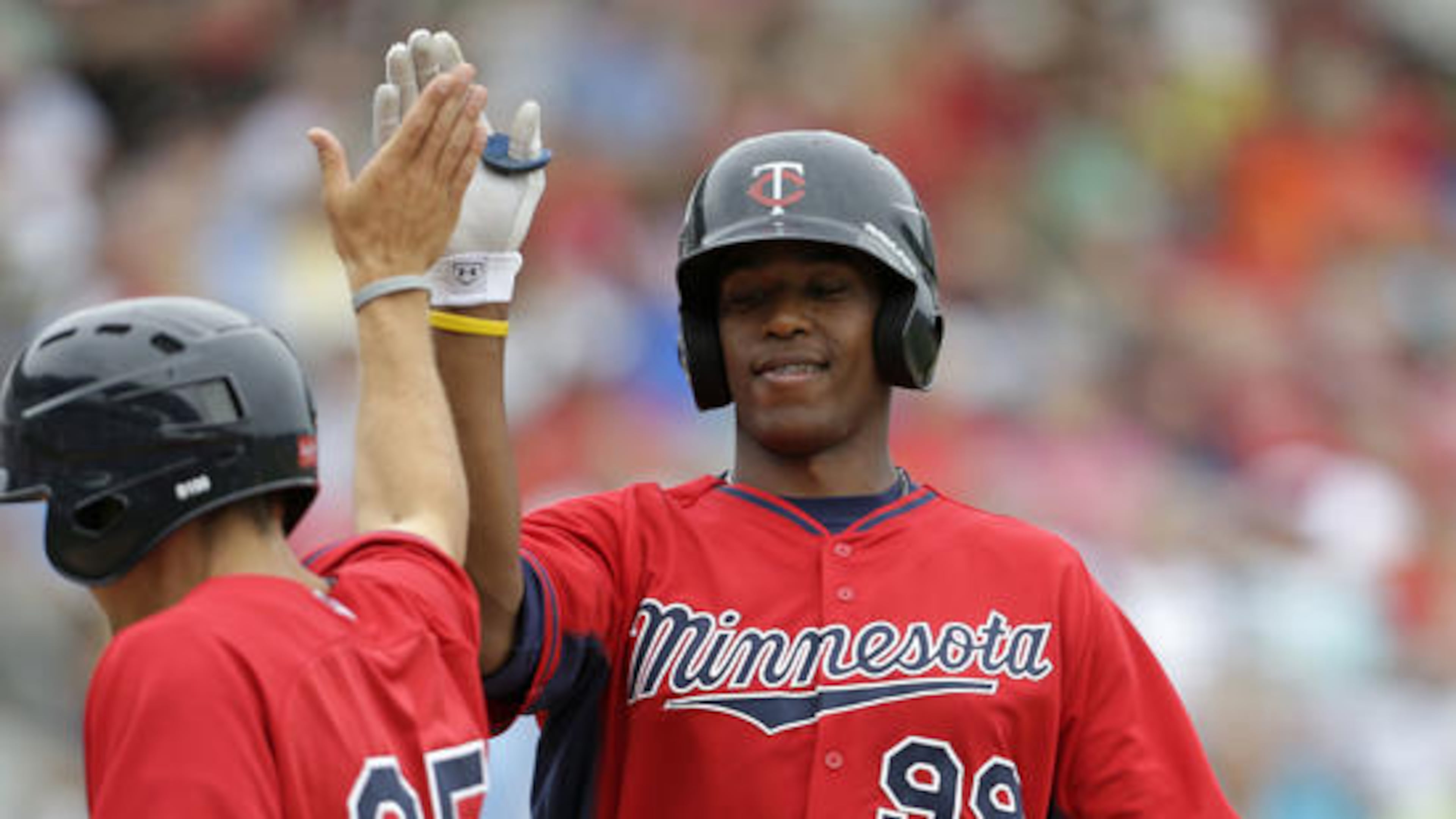 Adam Walker, a January waiver claim by the Braves, has two home runs in two days including a first-inning drive off the Cardinals’ Adam Wainwright on Thursday. (AP file photo)
