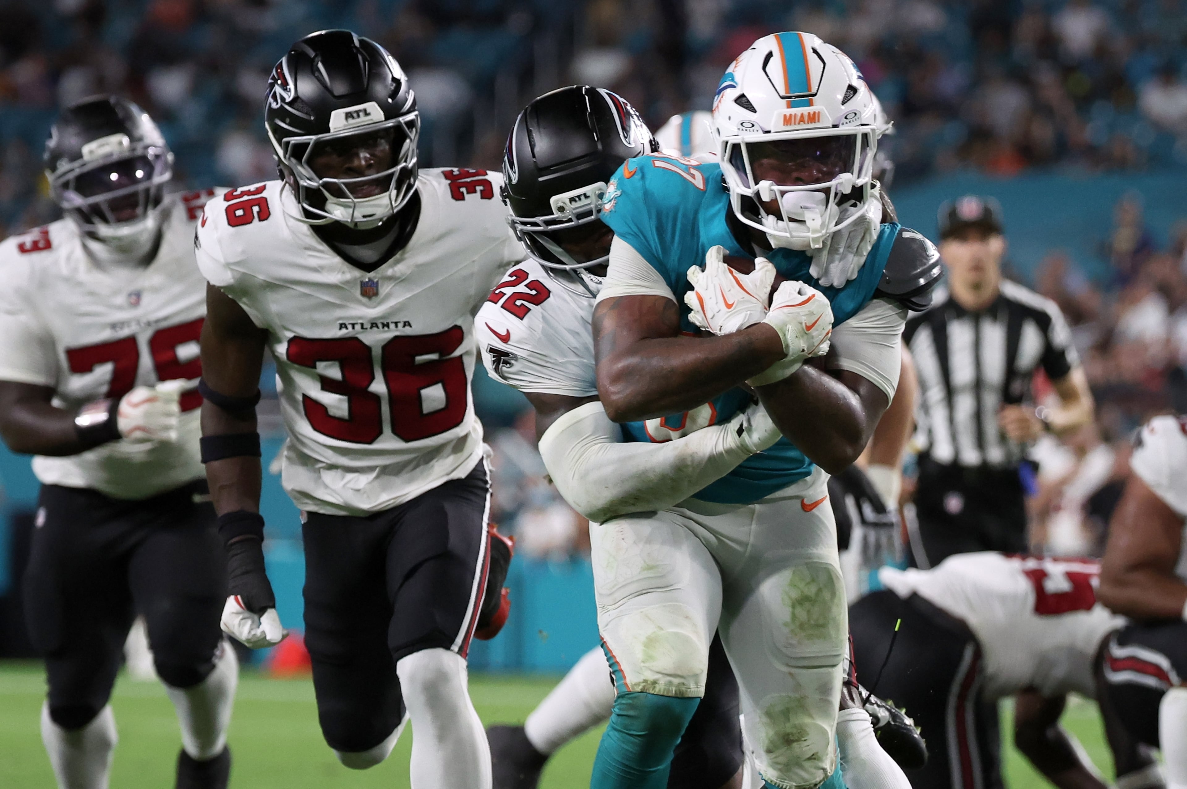 Falcons Dolphins Football
