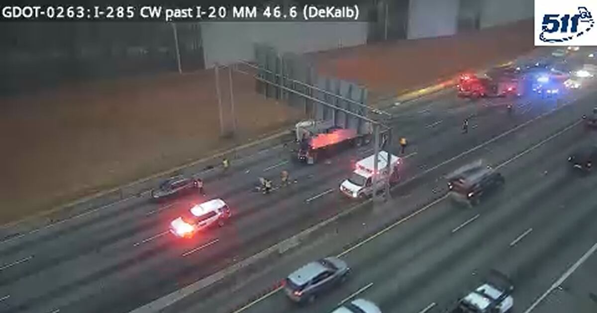 I-285 North in DeKalb shut down after morning crash near I-20