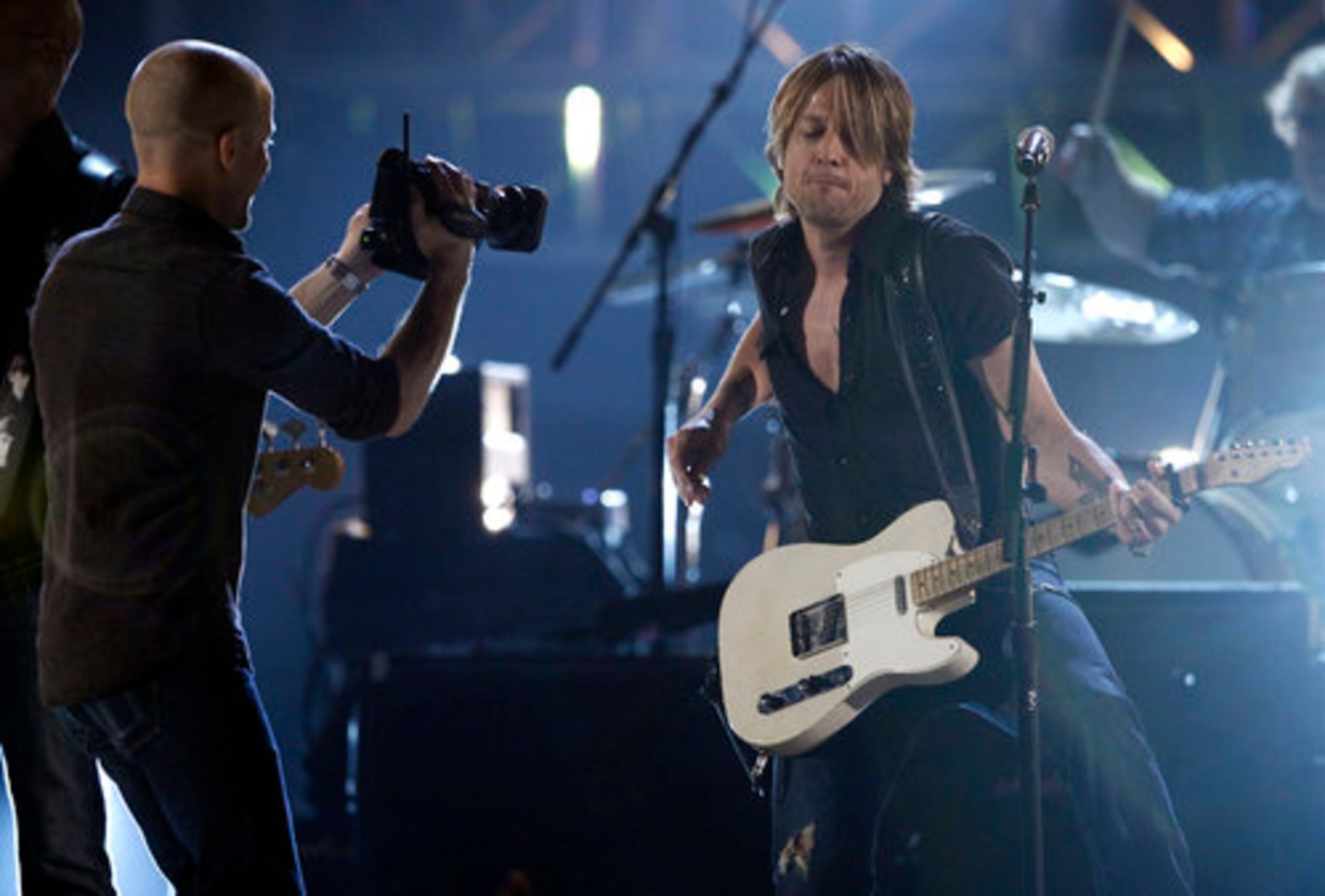 Keith Urban performs.