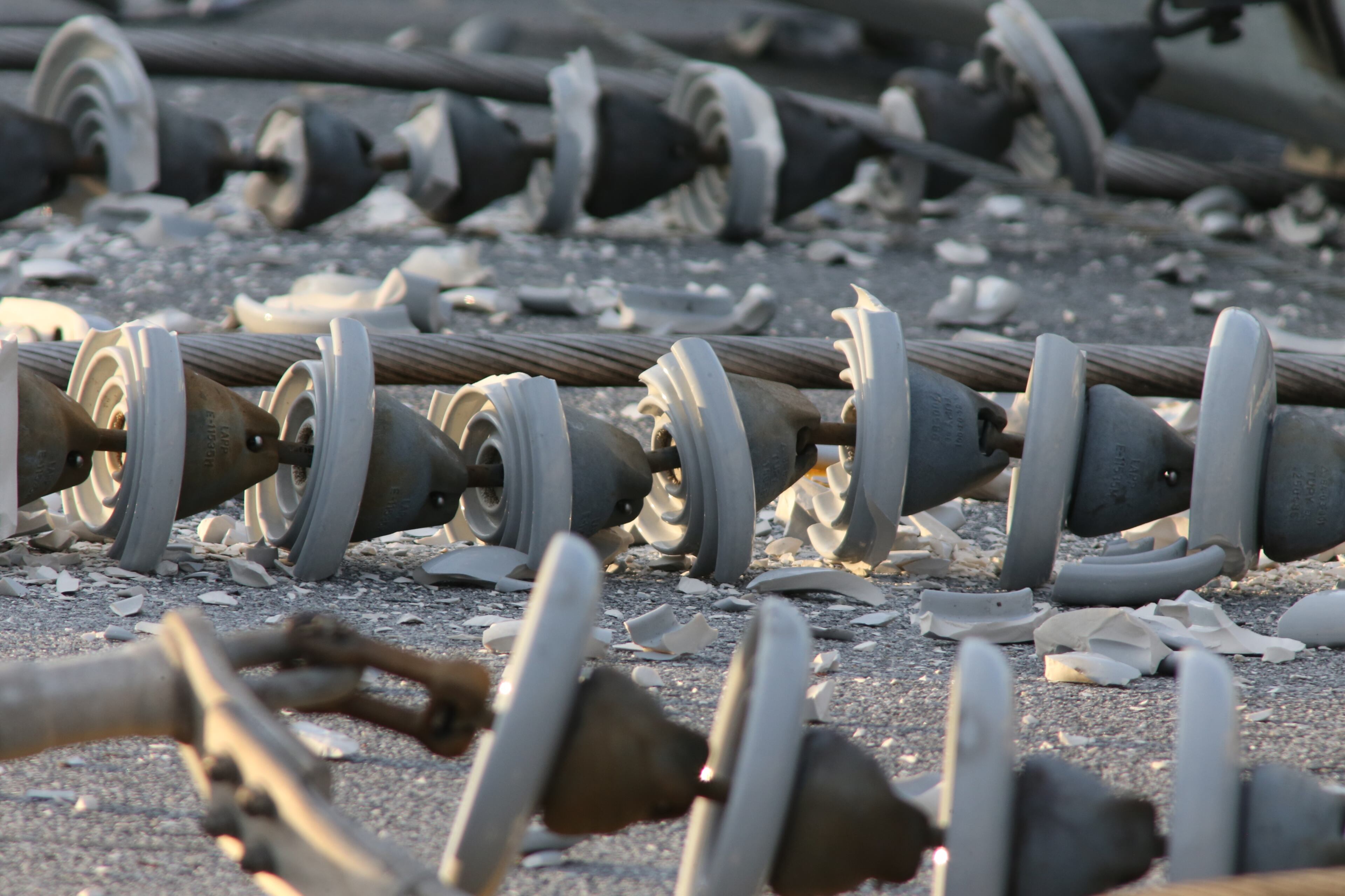 About 500 Georgia Power customers, including a nearby shopping center, were without power at 7 a.m. JOHN SPINK/JSPINK@AJC.COM