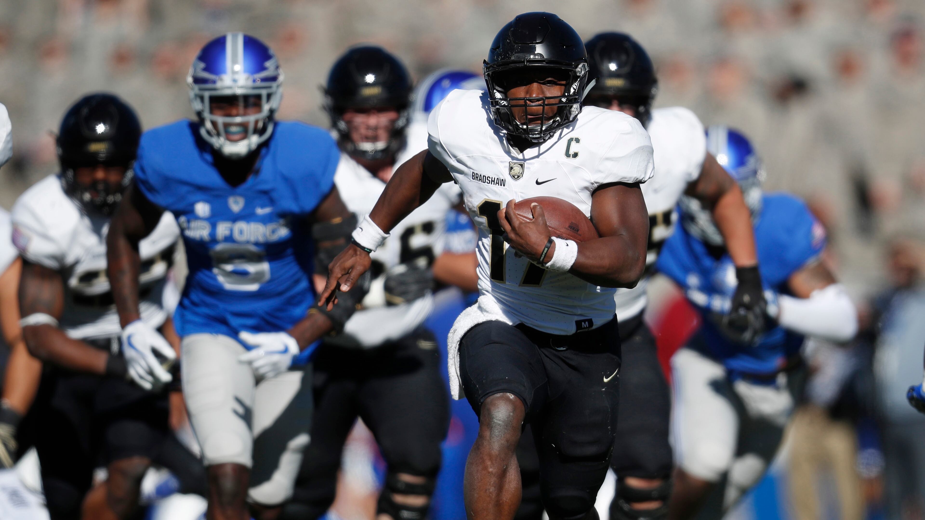 Army quarterback Ahmad Bradshaw, 10th in the FBS in rushing, breaks a long one against Air Force this season. (AP Photo/David Zalubowski, File)