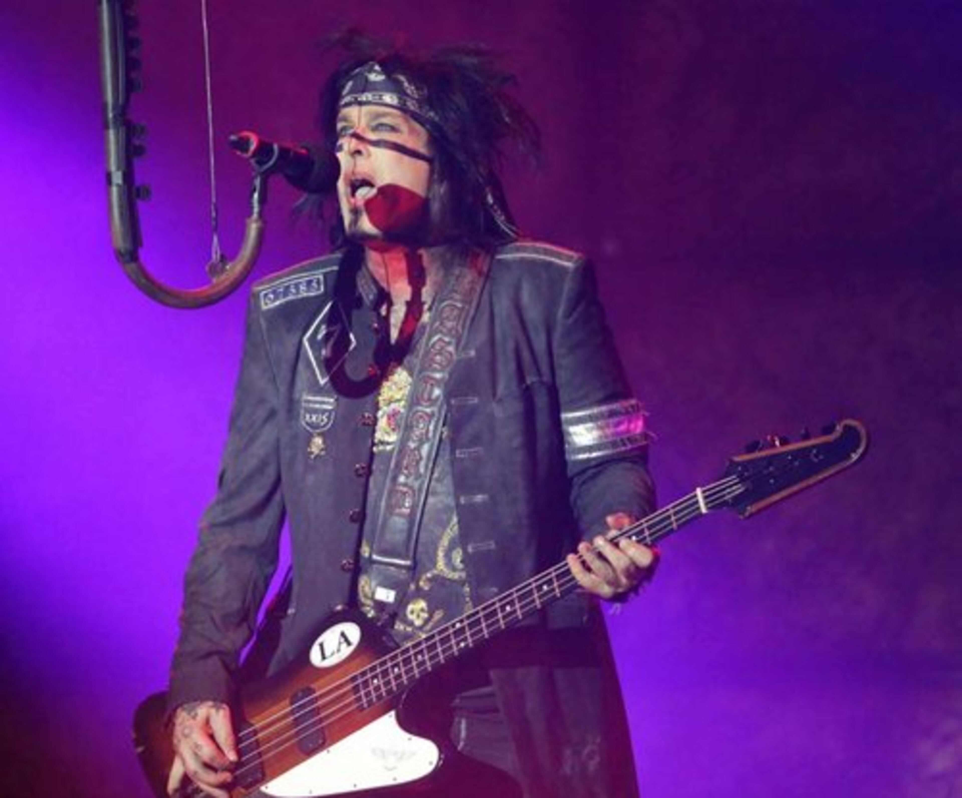 Crue Bassist Nikki Sixx performing "Saints Of Los Angeles". Sixx and Lee were later joined by lead guitarist Mick Mars and lead singer Vince Neil. M tley Cr e has sold more than 80 million album copies worldwide, including 25 million in the U.S.