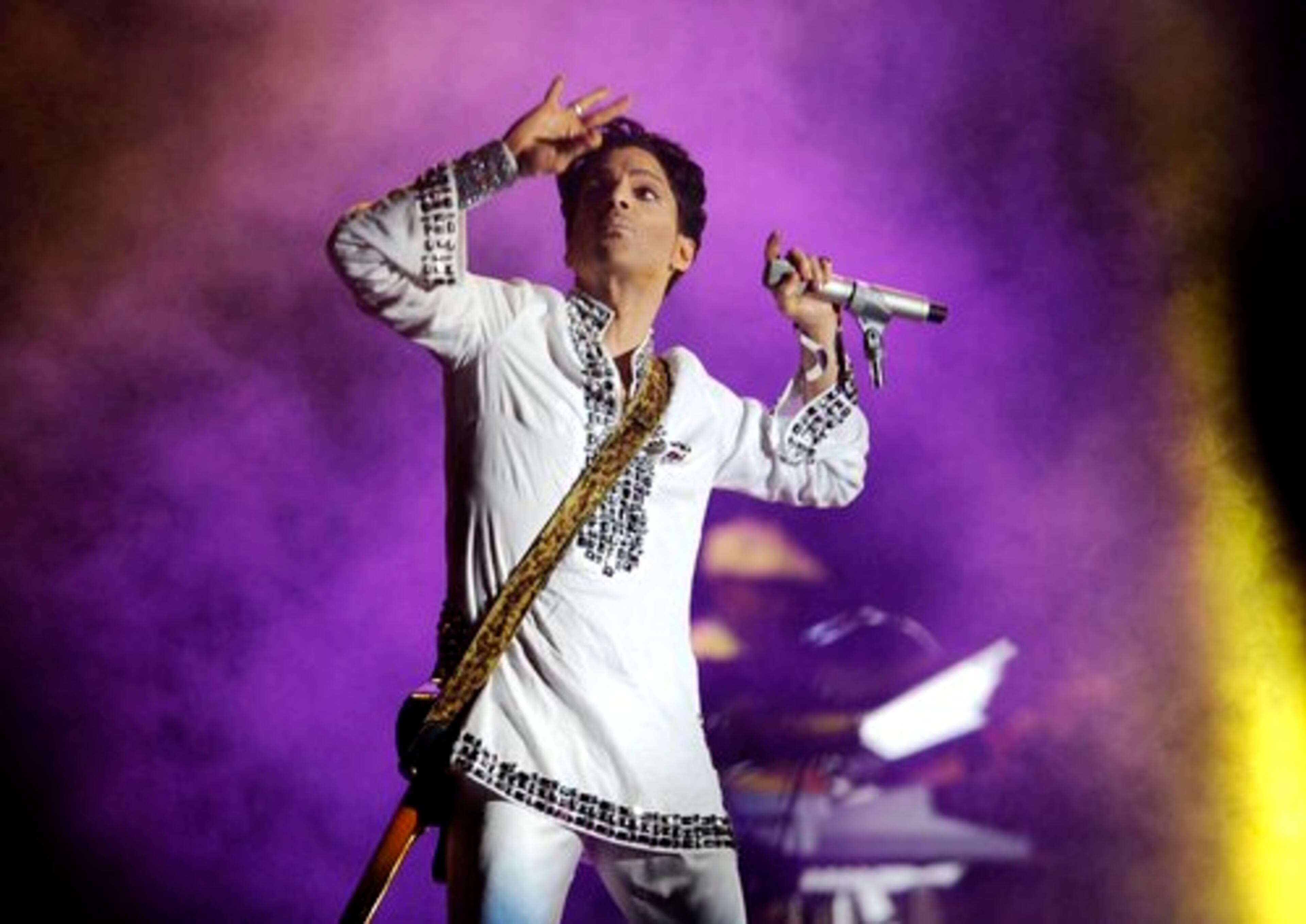 'You are the coolest place on earth right now!' Prince declared to the tens of thousands of music lovers at the Coachella Valley Music and Arts Festival on Saturday.