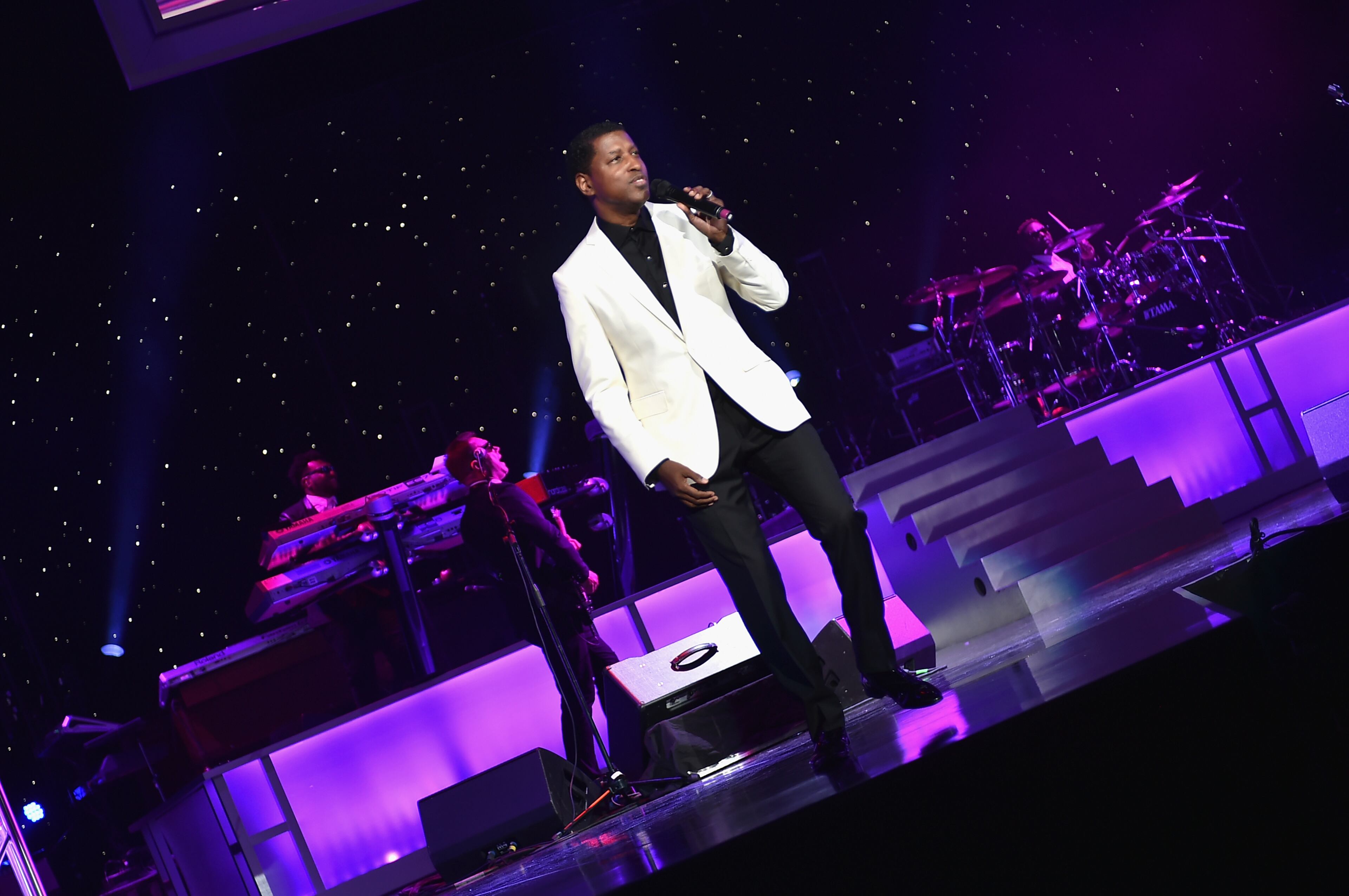ATLANTA, GA - AUGUST 08: Kenny Babyface Edmonds performs at the 2015 Ford Neighborhood Awards Hosted By Steve Harvey at Phillips Arena on August 8, 2015 in Atlanta, Georgia. (Photo by Moses Robinson/Getty Images for Neighborhood Awards)