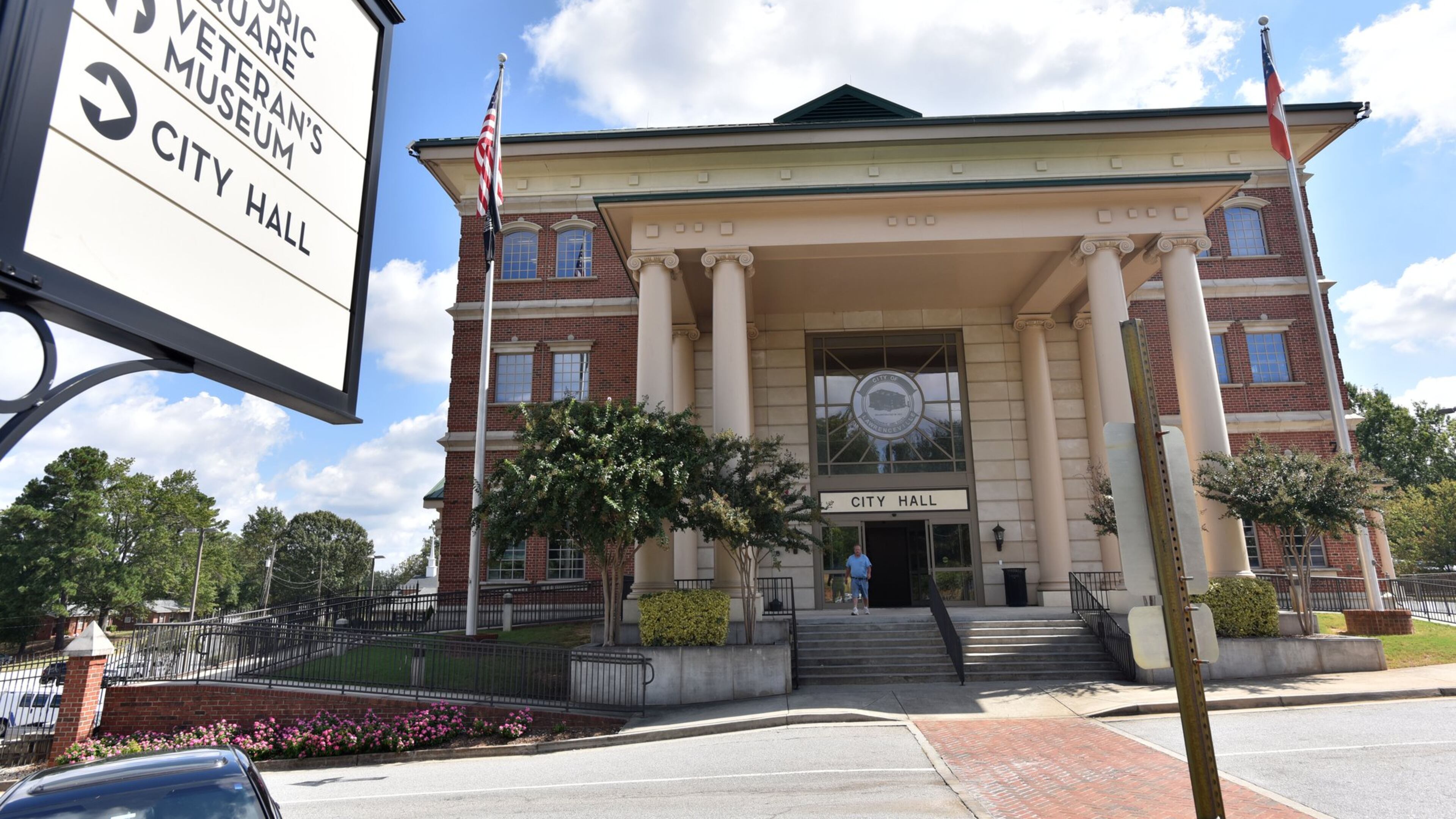 Lawrenceville approves $35K for landscape design at SR 316 and SR 120. HYOSUB SHIN / HSHIN@AJC.COM