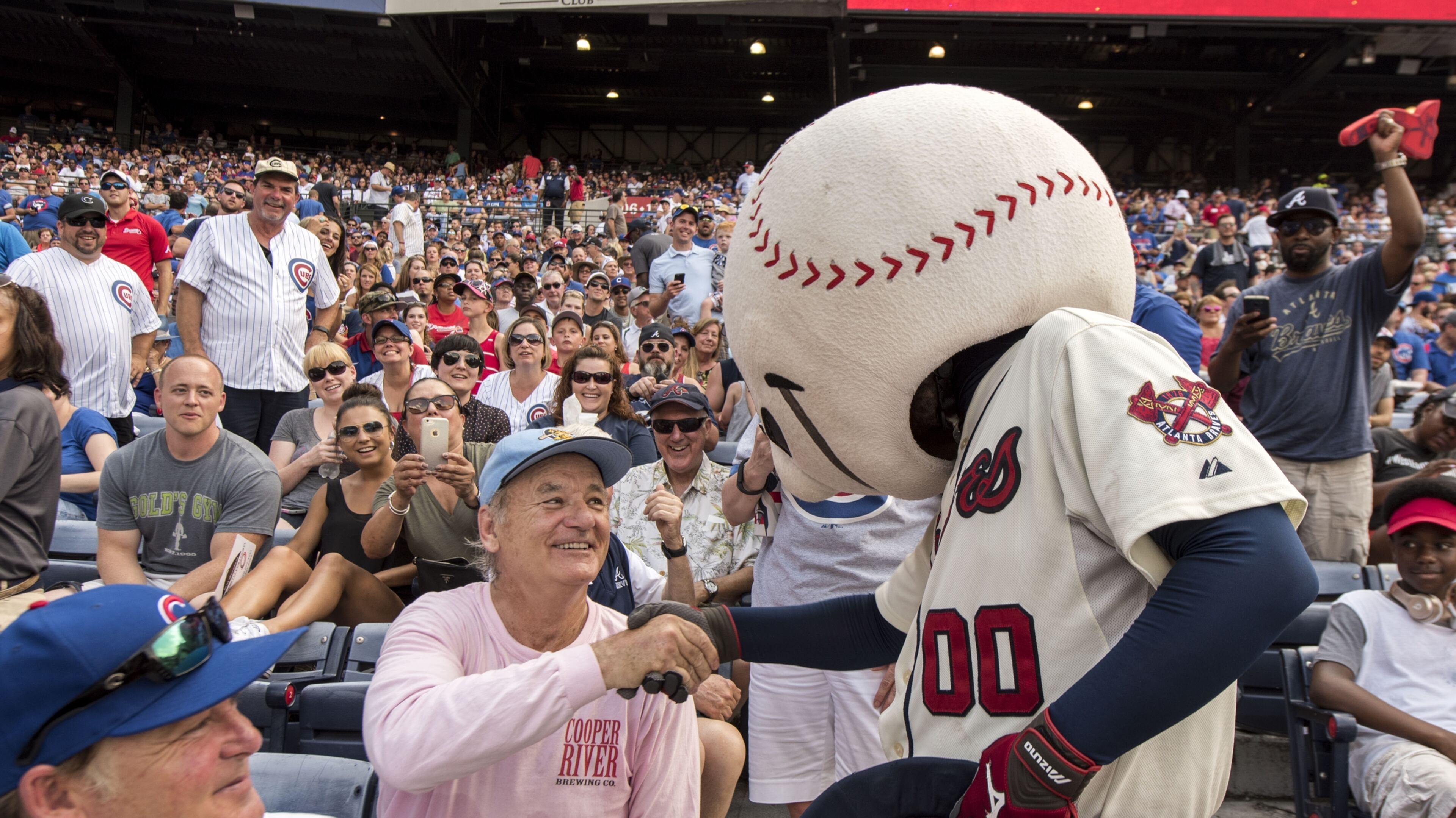 Bill Murray and his new friend at the Chicago Cubs/Atlanta Braves game at Turner Field on June 11. Photo by Kyle Hess/Beam/Atlanta Braves/Getty Image