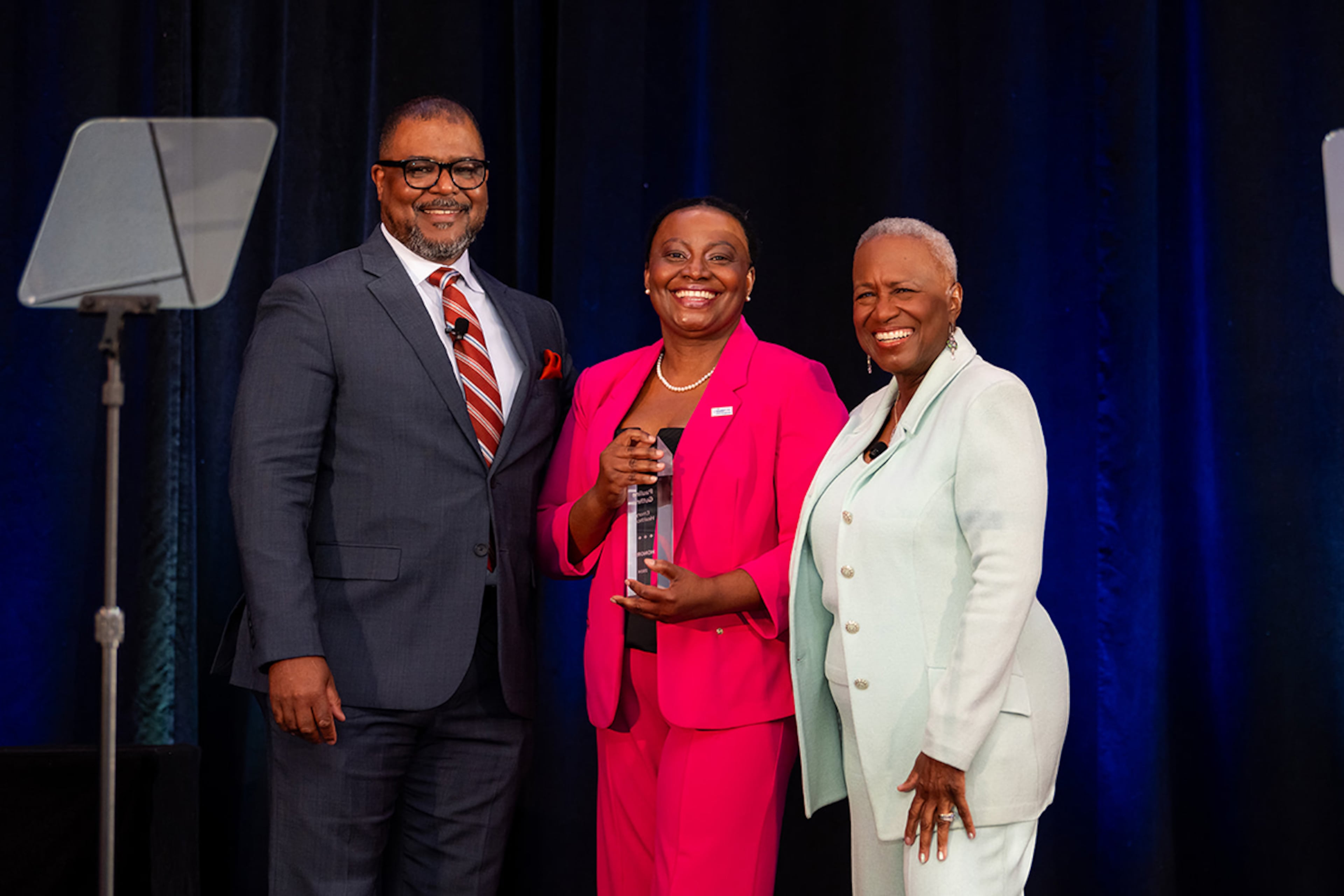 Pauline Guthrie of Emory University Hospital receives her trophy from AJC Editor-in-Chief Leroy Chapman and Atlanta journalist and icon Monica Kaufman.
Credit: 2022 Lauren Hubbard, Lauren Liz Photo, LLC