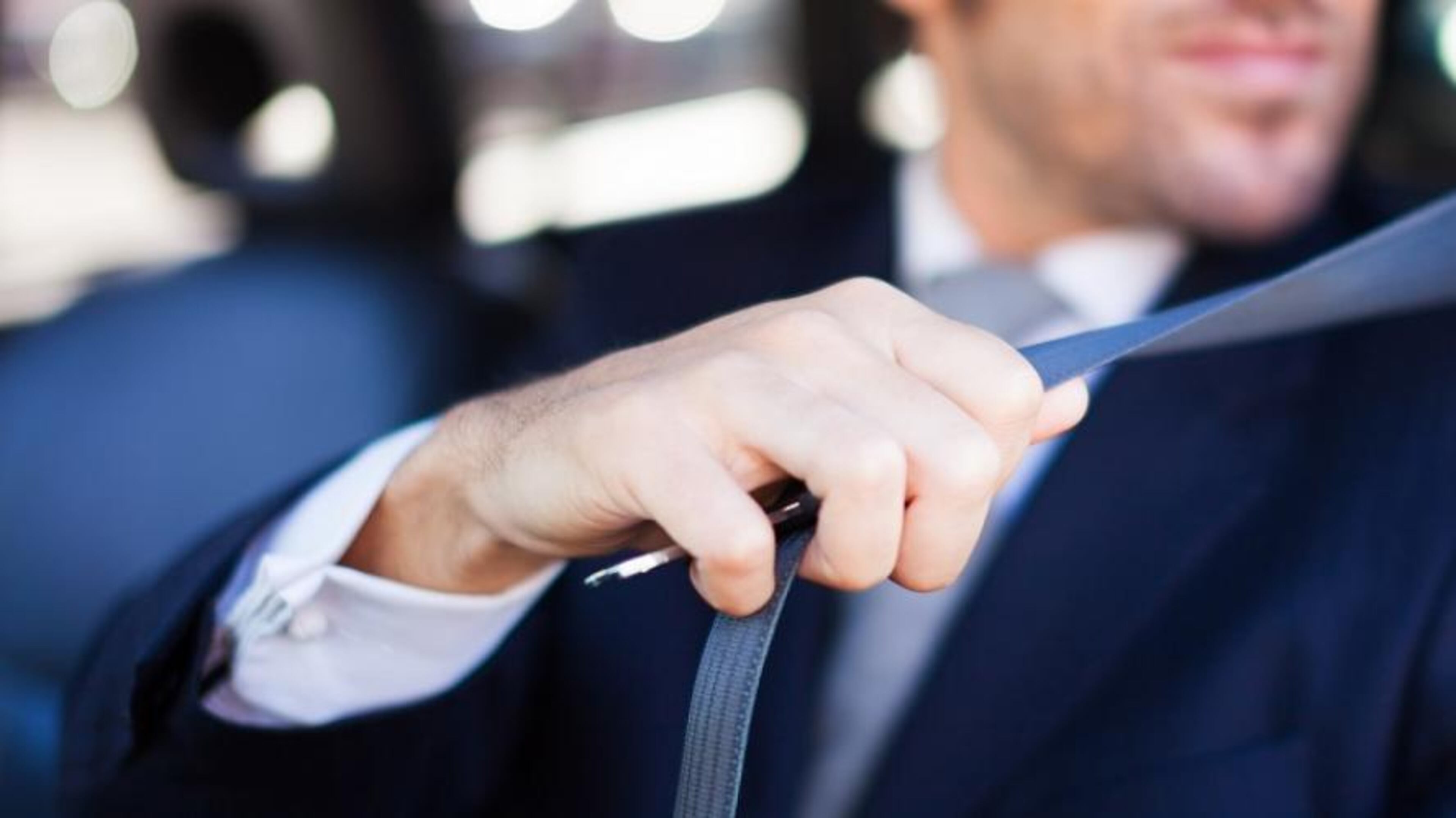 A Georgia Senate committee will recommend rules requiring everyone to buckle up. It’s unclear whether such a bill can pass the General Assembly.