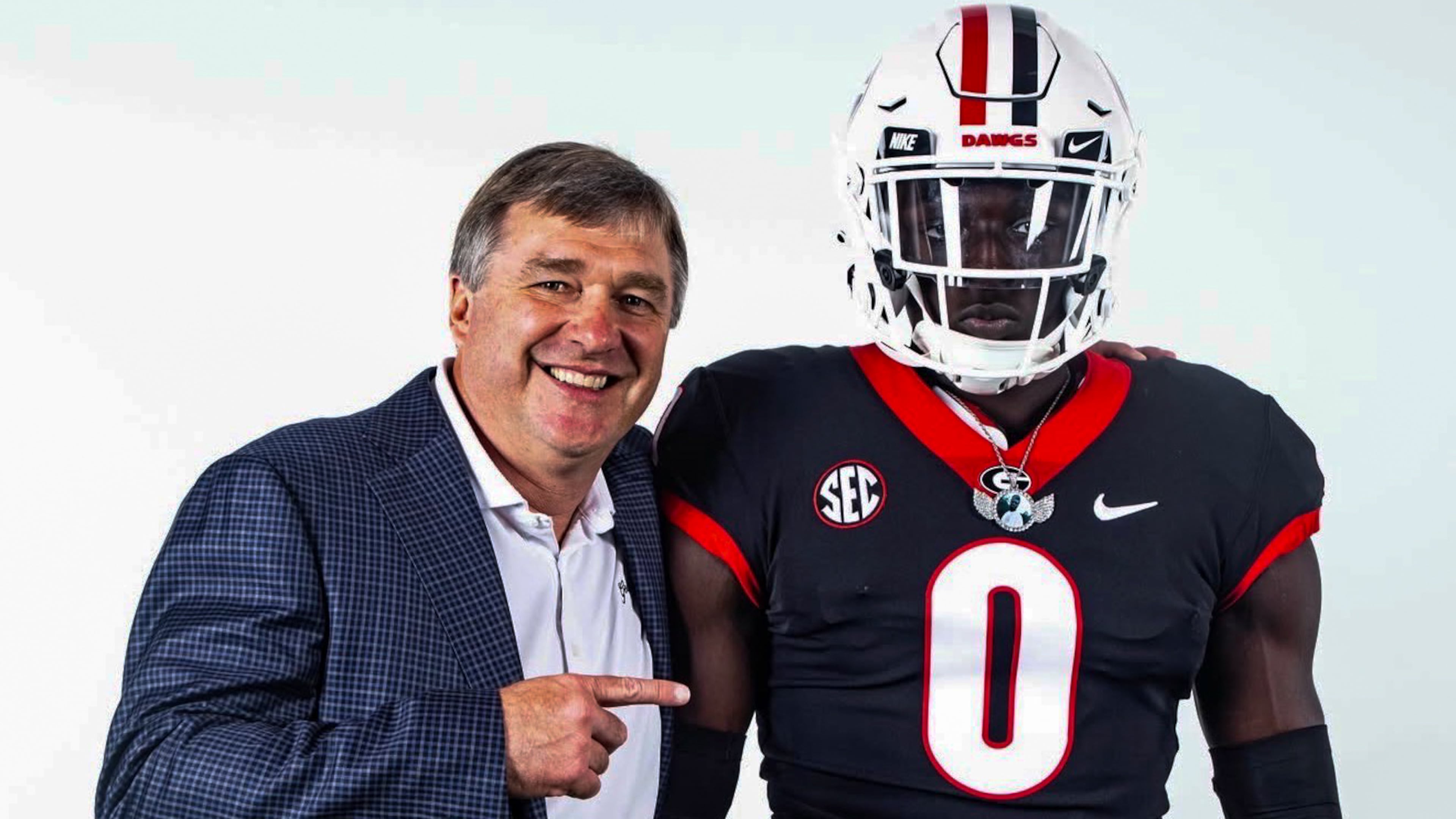 Three-star Lovejoy High edge rusher Olayiwola Oreofeoluwa Taiwo committed to play football for Georgia. (Courtesy photo)