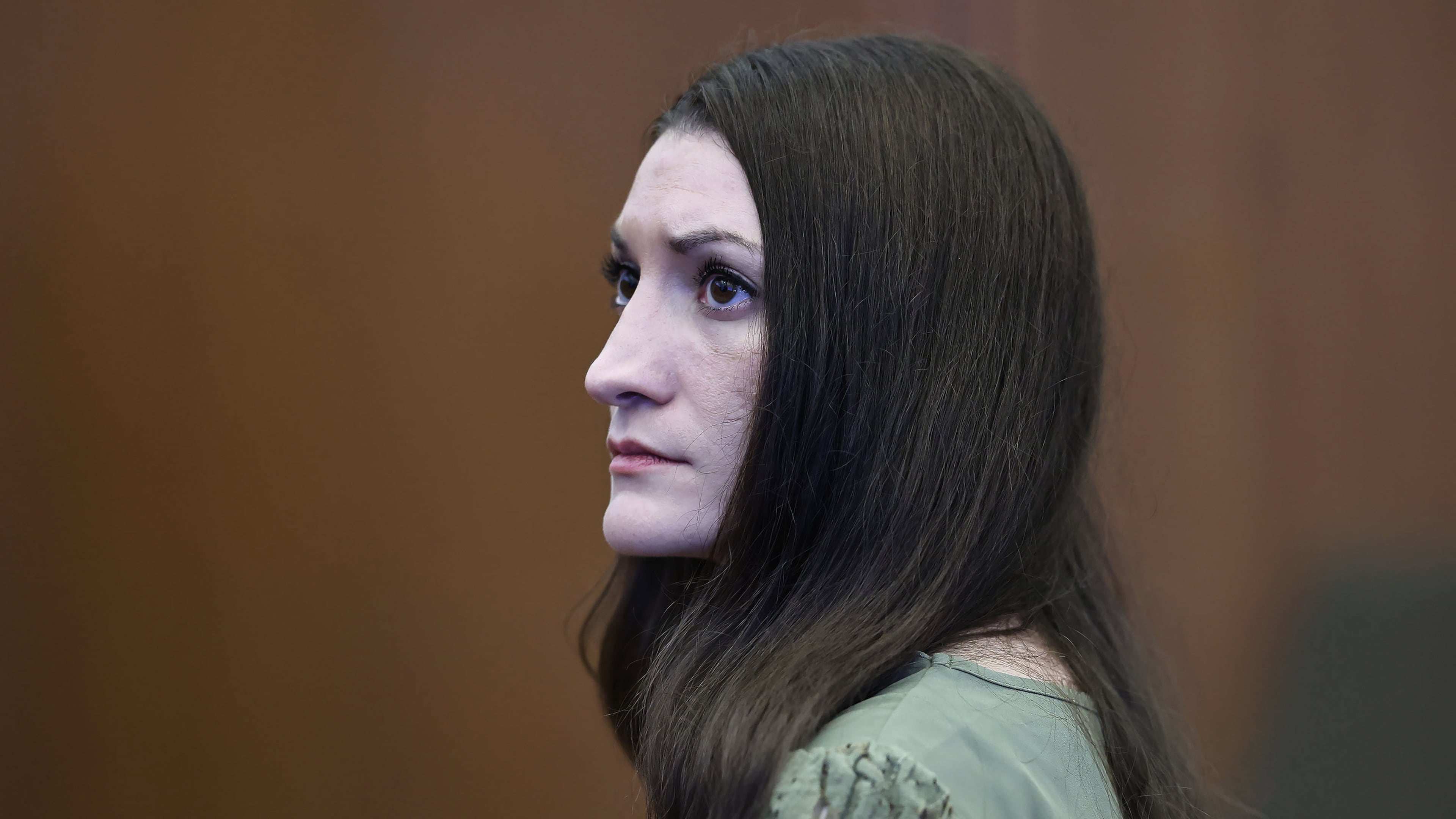 Defendant Lindsay Clancy looks at the jury after Judge William Sullivan declared a mistrial in Clancy's murder trial on Friday, Sept. 4, 2026, in Plymouth, Mass. (Greg Derr/The Patriot Ledger via AP, Pool)