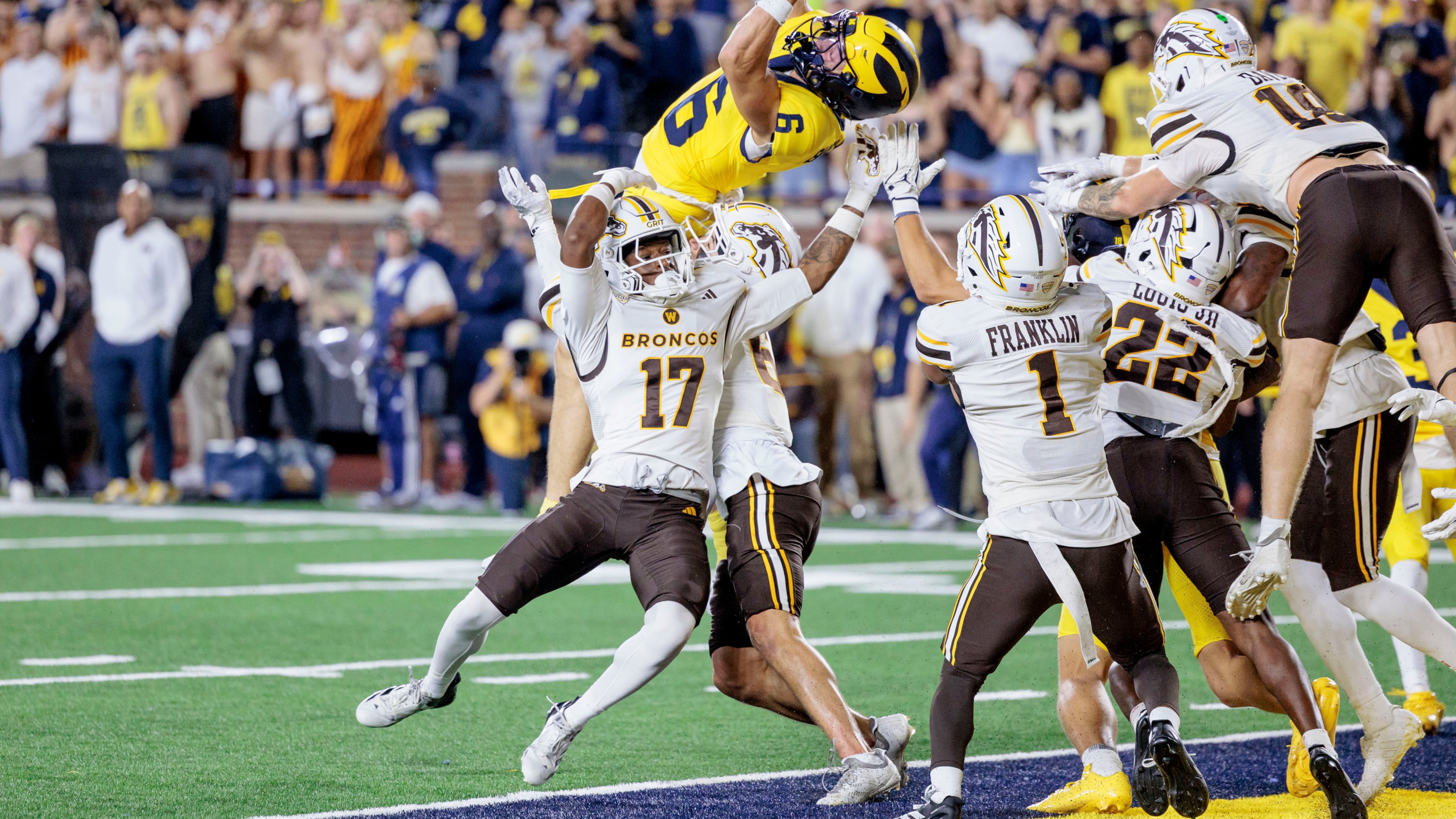 Michigan's wide receiver JJ Buchanan (6) makes the game-winning catch to win over Western Michigan with a last-second touchdown during an NCAA college football game in Ann Arbor, Mich., Saturday, Sept. 5 2026. (Jacob Hamilton/Ann Arbor News via AP)