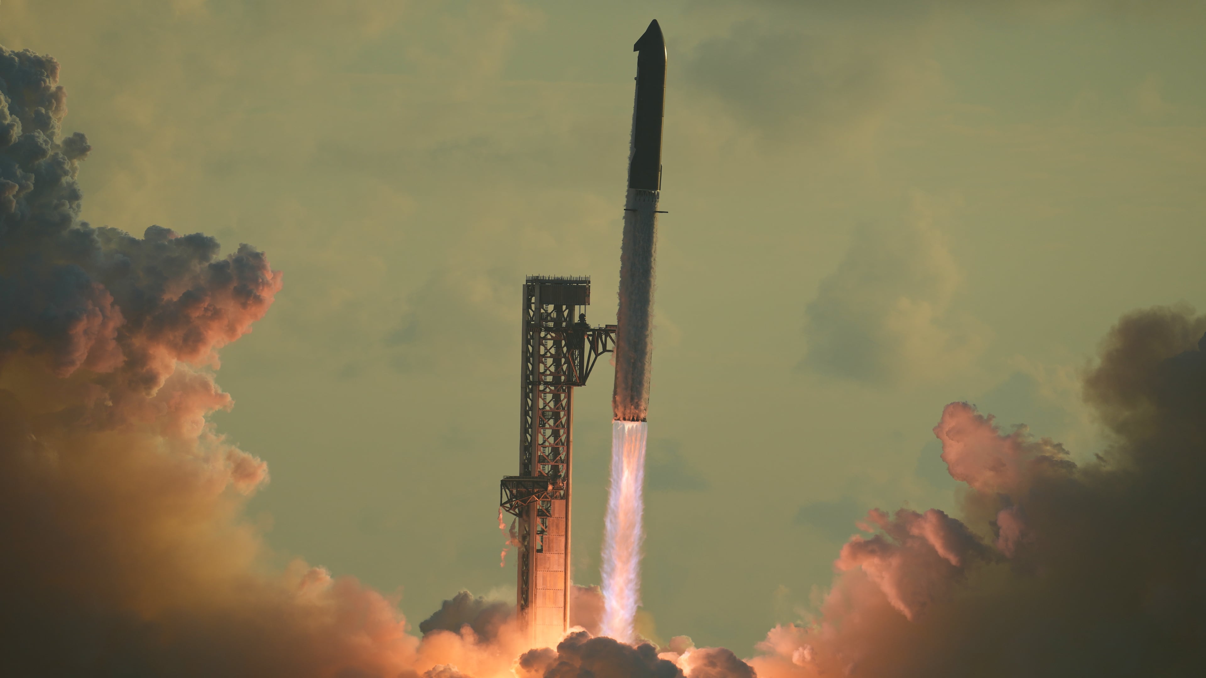 SpaceX's mega rocket Starship makes a test flight from Starbase, Texas, Monday, Sept. 28, 2026. (AP Photo/Eric Gay)