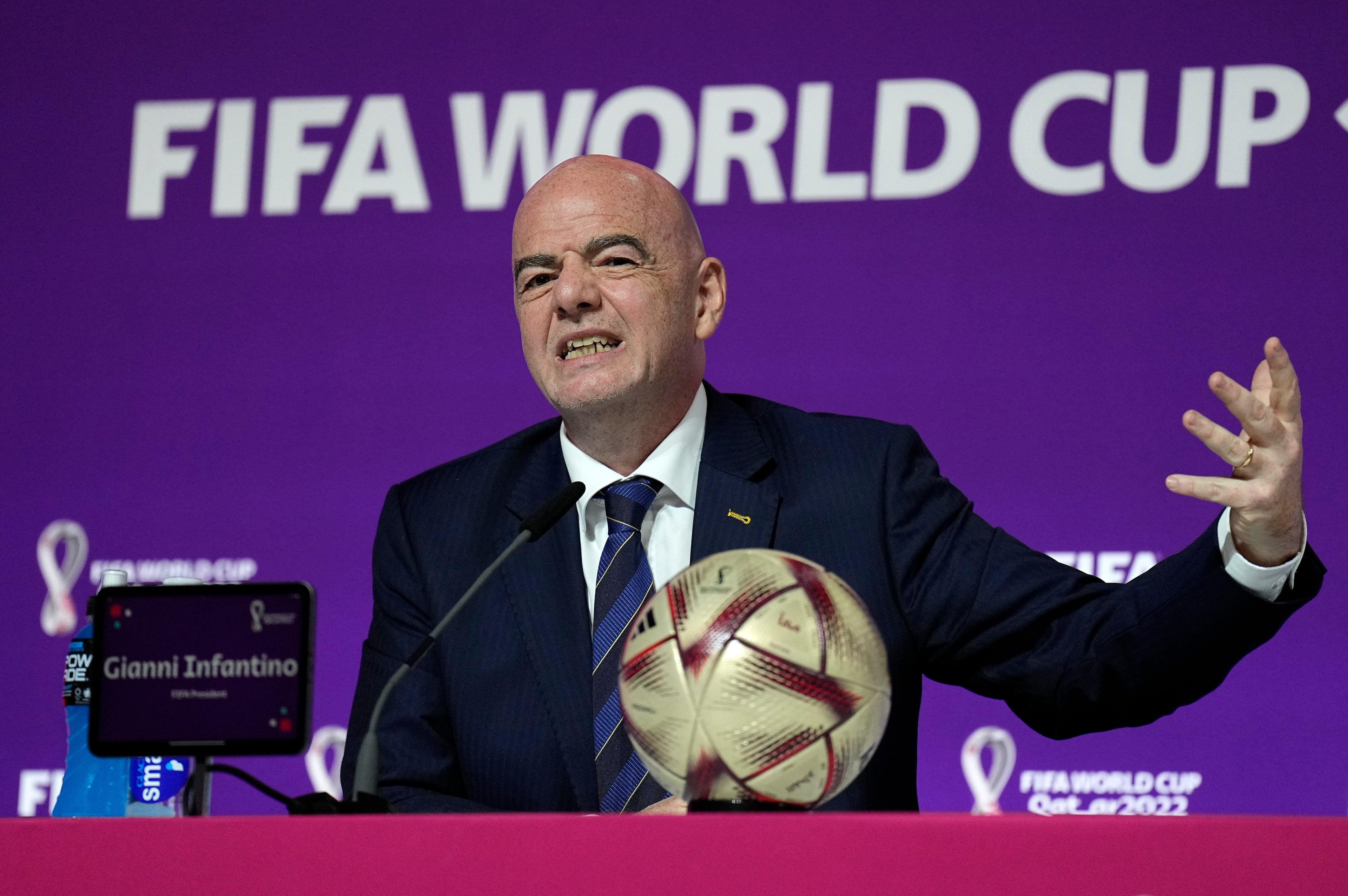 WCup FIFA Investors Soccer