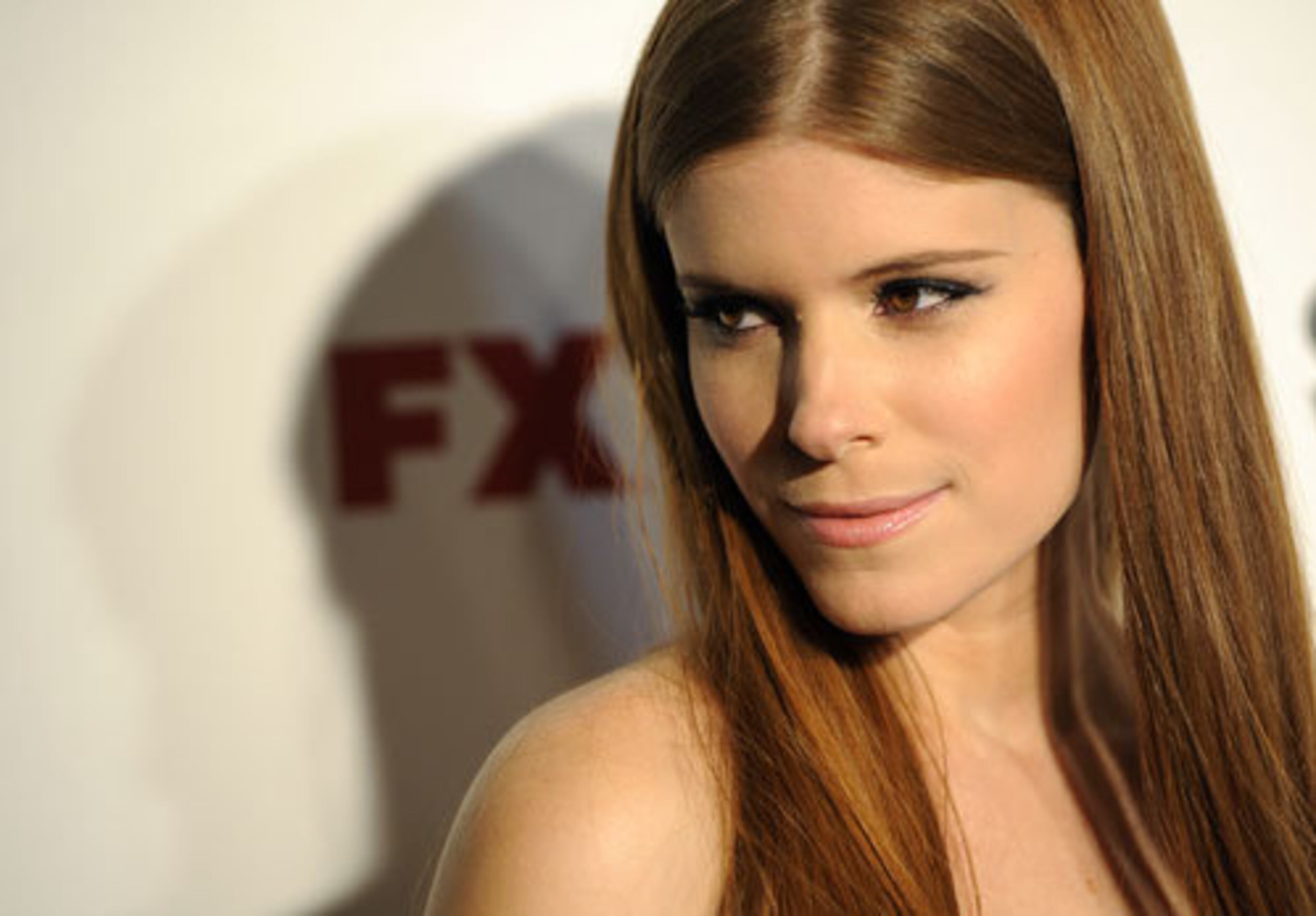 Cast member Kate Mara attends the premiere.