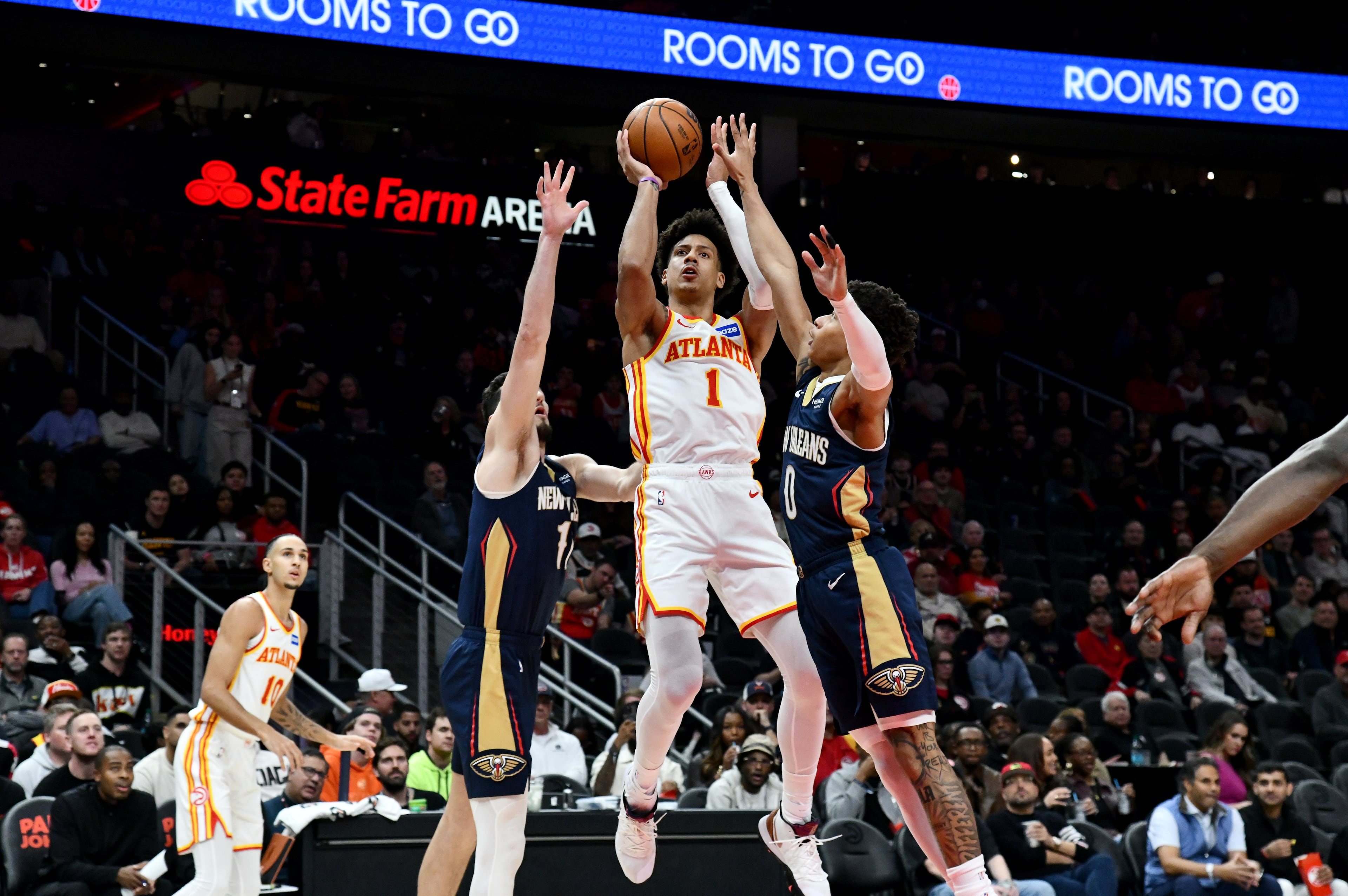 Pelicans vs Hawks game