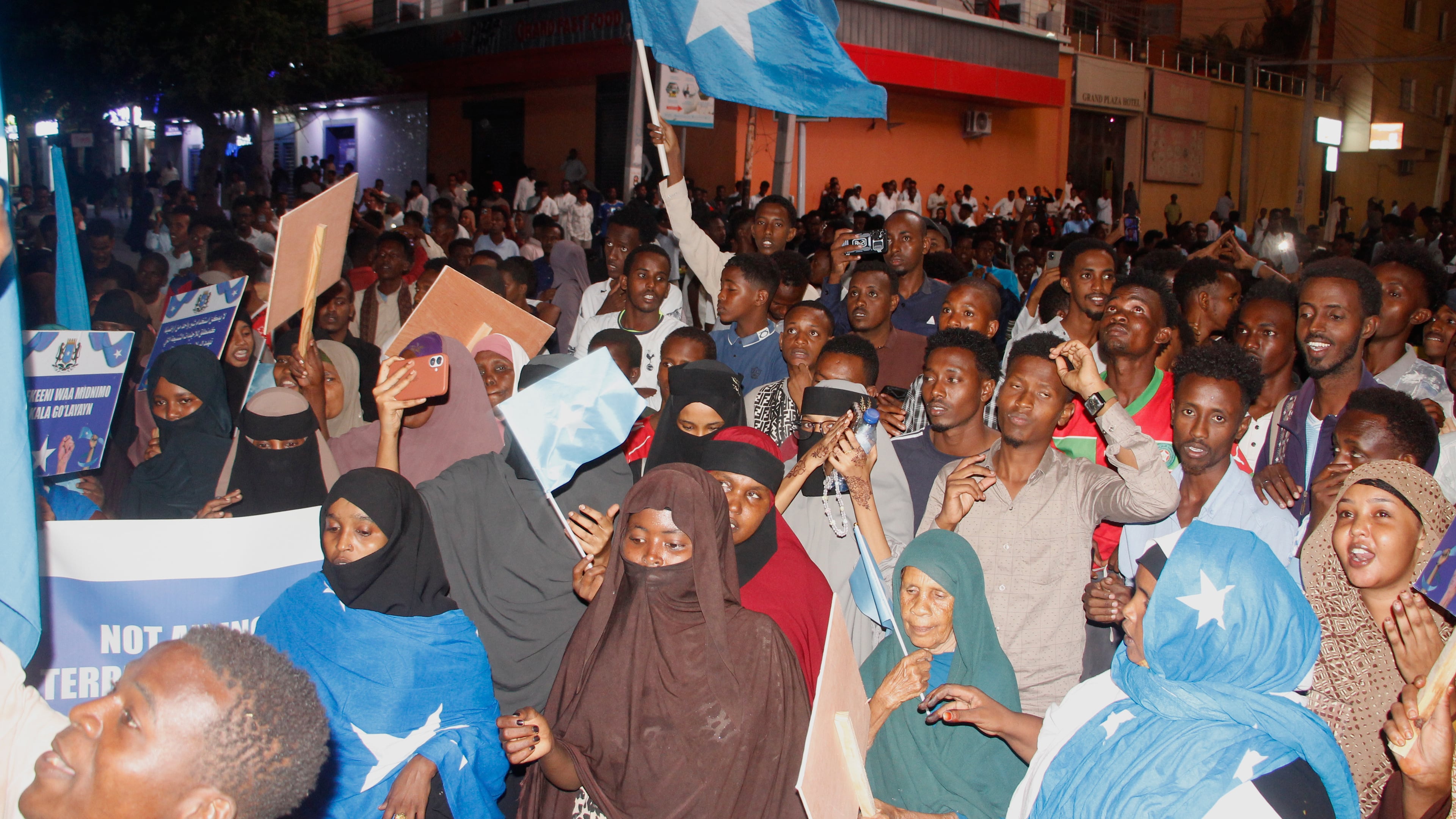 People protest against Israel’s recognition of the self-declared Republic of Somaliland in Mogadishu, Somalia, Thursday, Jan. 8, 2026. (AP Photo/Farah Abdi Warsameh)