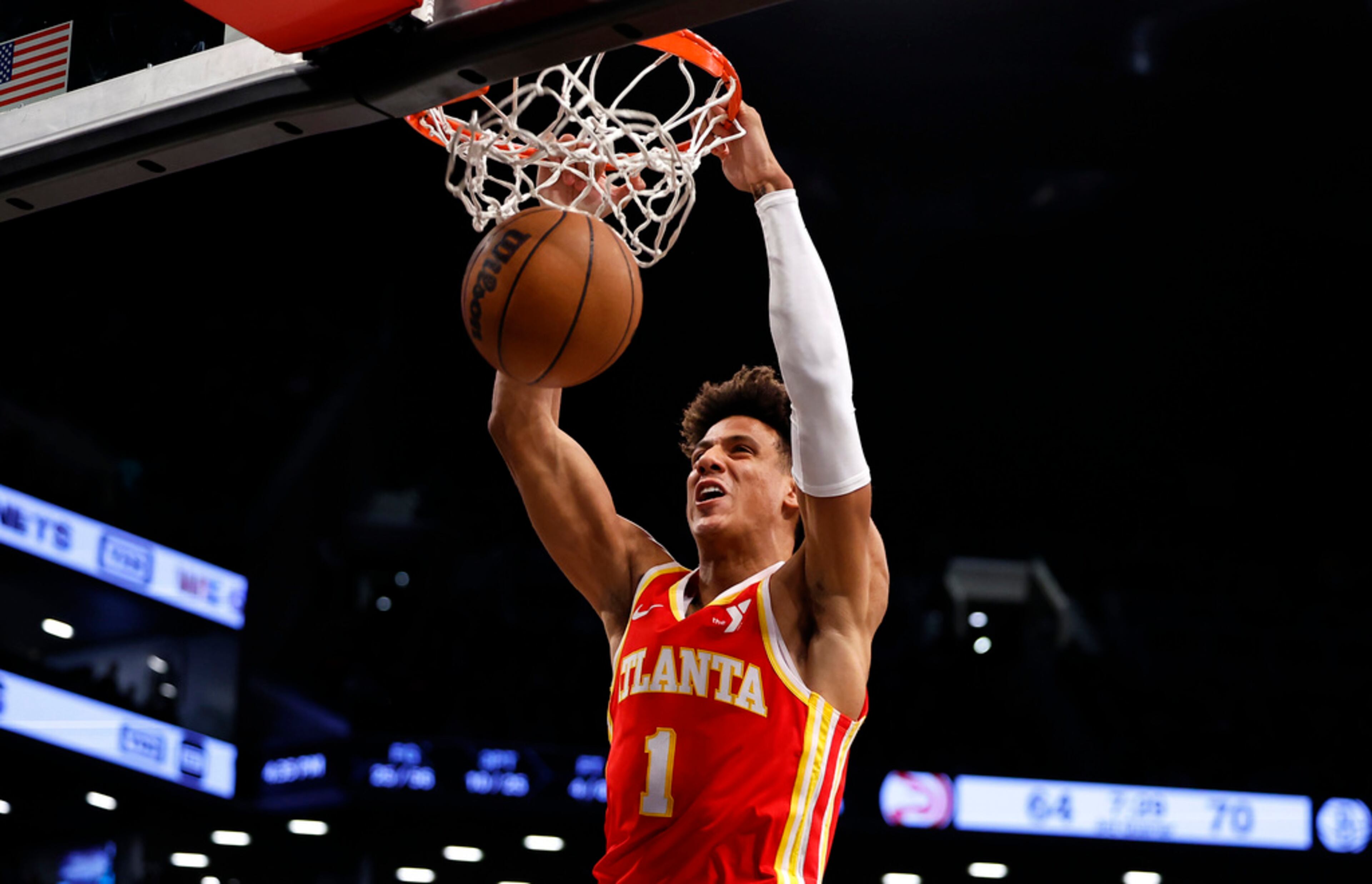Atlanta Hawks forward Jalen Johnson dunks against the Brooklyn Nets during the second half of an NBA basketball game, Saturday, March 2, 2024, in New York. (AP Photo/Noah K. Murray)