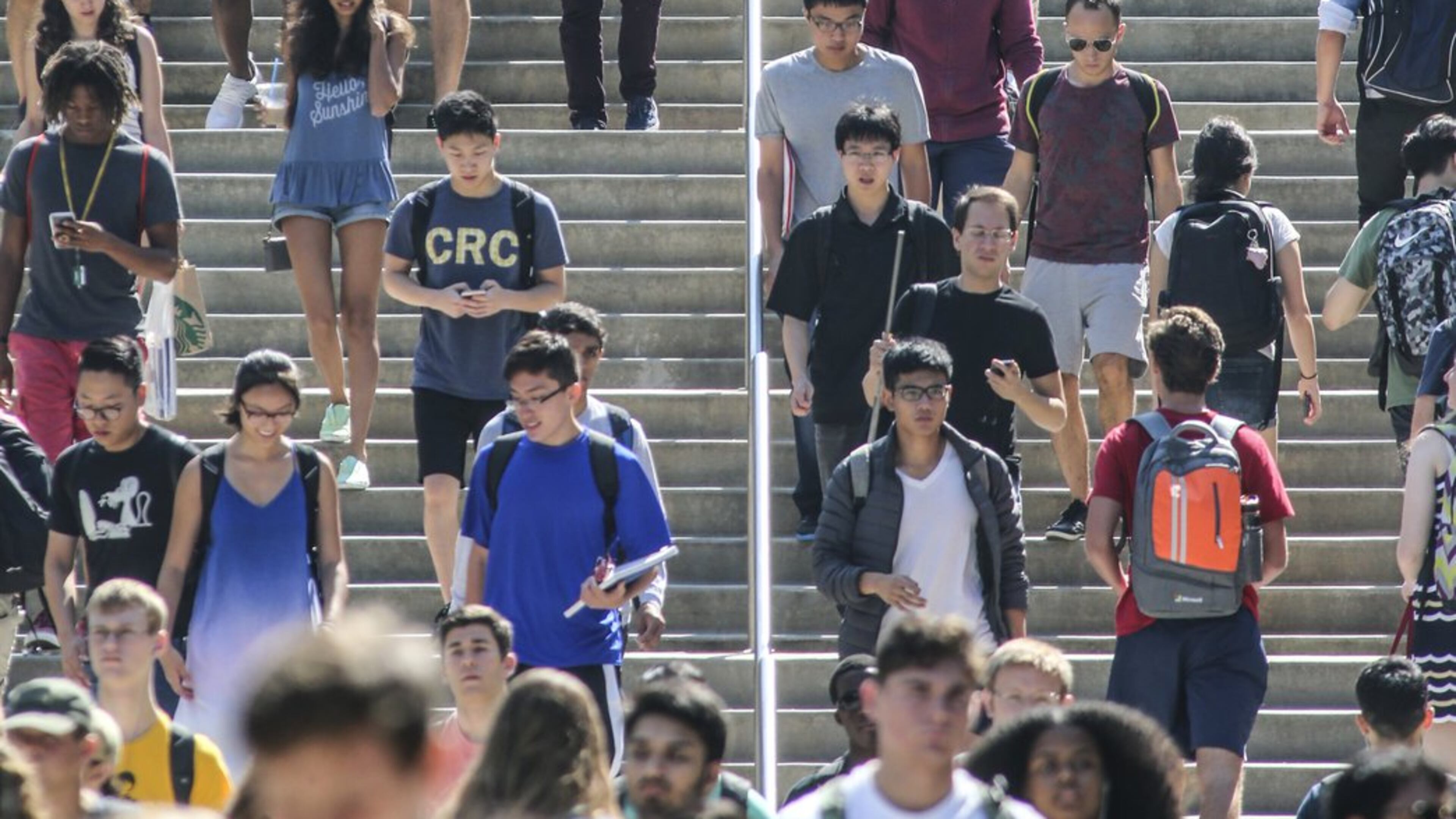 Atlanta: Georgia Tech students walk the stairs leading to the Tech Walkway on the first day of school on Monday, Aug. 21, 2017. JOHN SPINK/JSPINK@AJC.COM
