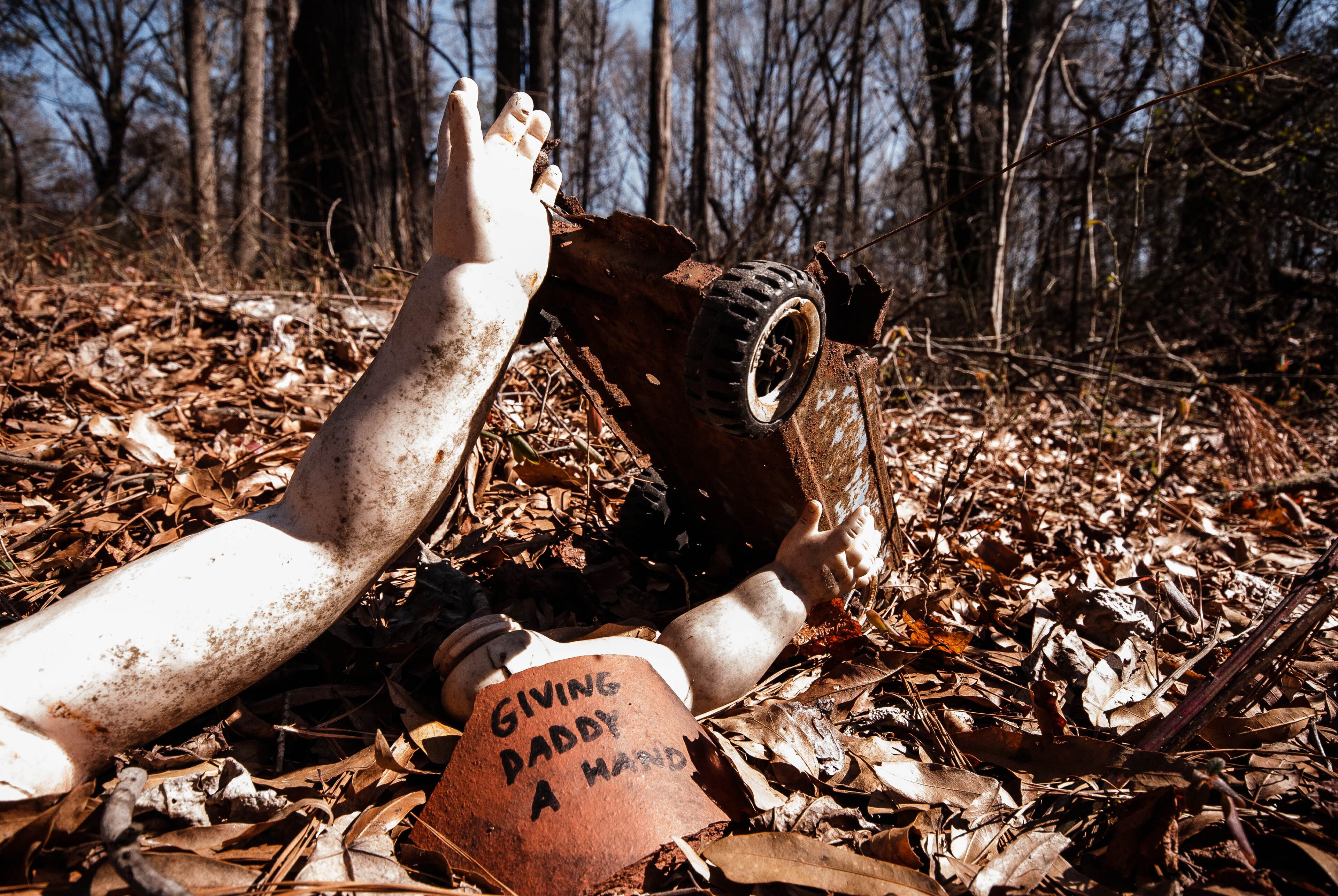 From dolls heads to fishing lures, and antique toys to glass bottles, the upcycled junk art trail known as Doll's Head Trail is worth a visit.