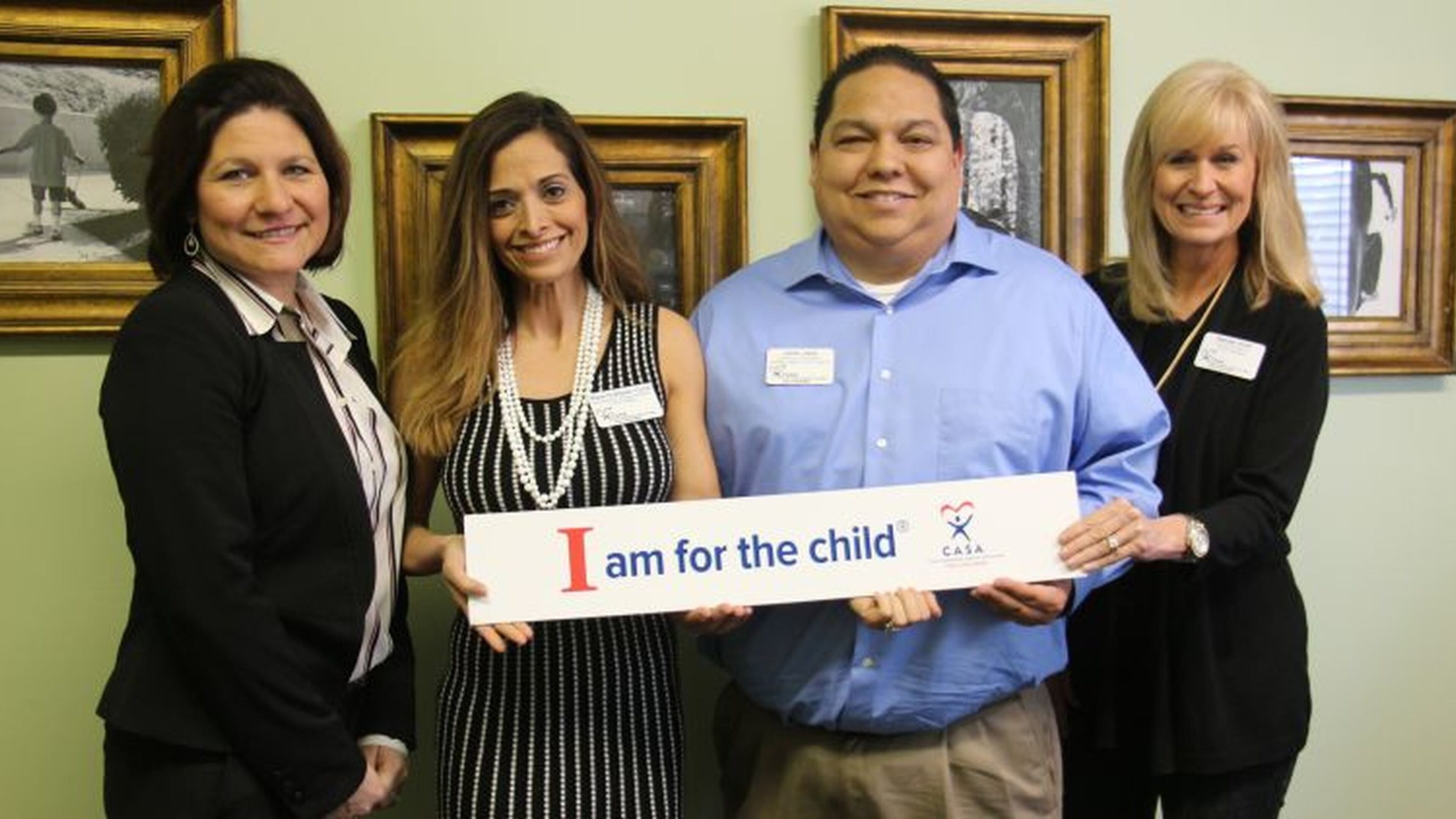 Court Appointed Special Advocates for Children is a national organization with offices in Georgia that train volunteers to later be appointed by a judge to look out for the best interest of abused or abandoned children. Photo credit: Johanes Roselló/MundoHispánico