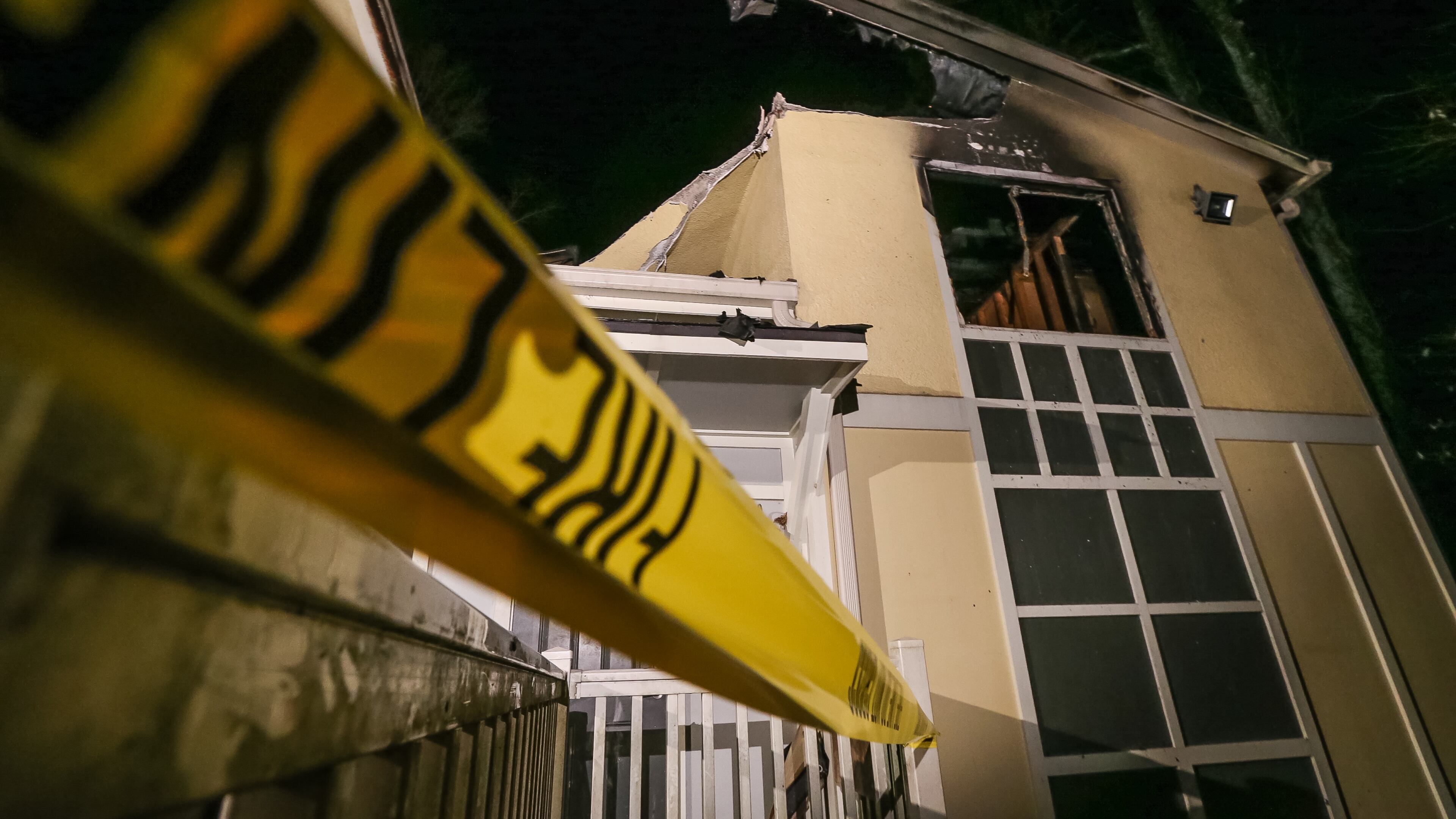 Lightning struck a DeKalb County apartment building and displaced 17 people Tues., Feb. 16, 2016. JOHN SPINK / JSPINK@AJC.COM