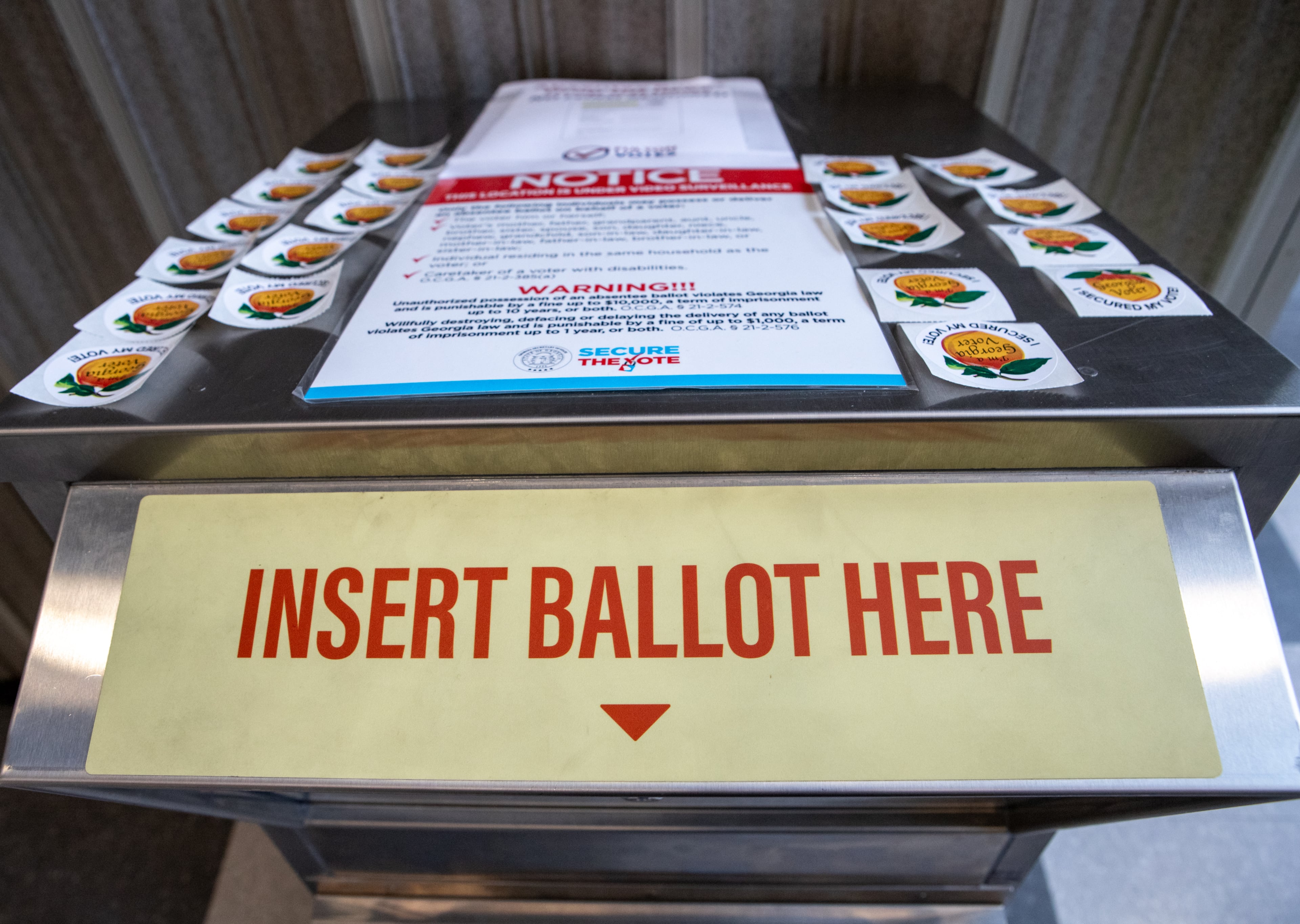The midterm elections will be held Nov. 3, and Chatham County will conduct voting with an interim supervisor. (Jenni Girtman for The Atlanta Journal-Constitution)