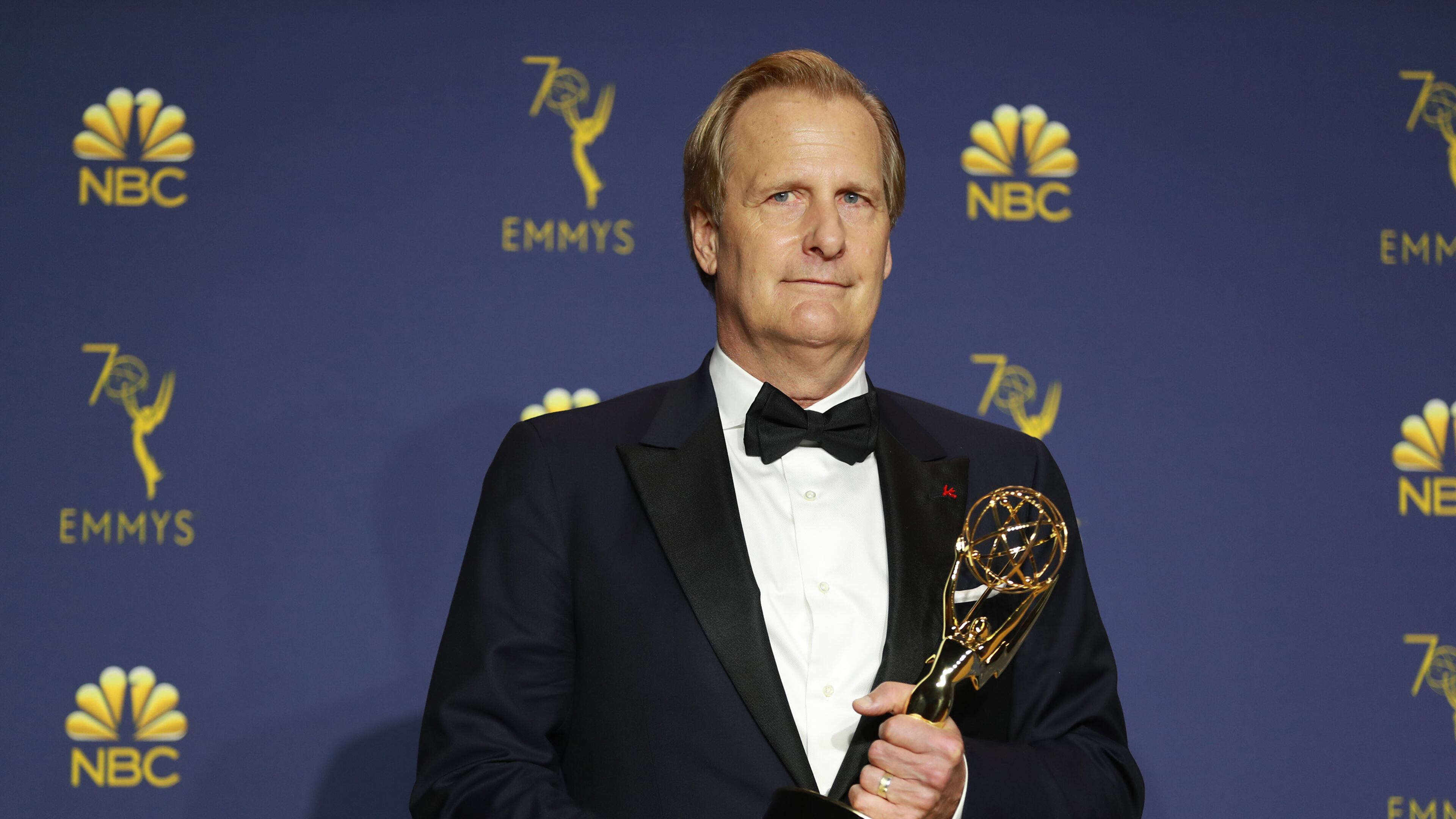 Jeff Daniels backstage during the 70th Primetime Emmy Awards at the Microsoft Theater in Los Angeles on Sept. 17, 2018. (Allen J. Schaben/Los Angeles Times/TNS)