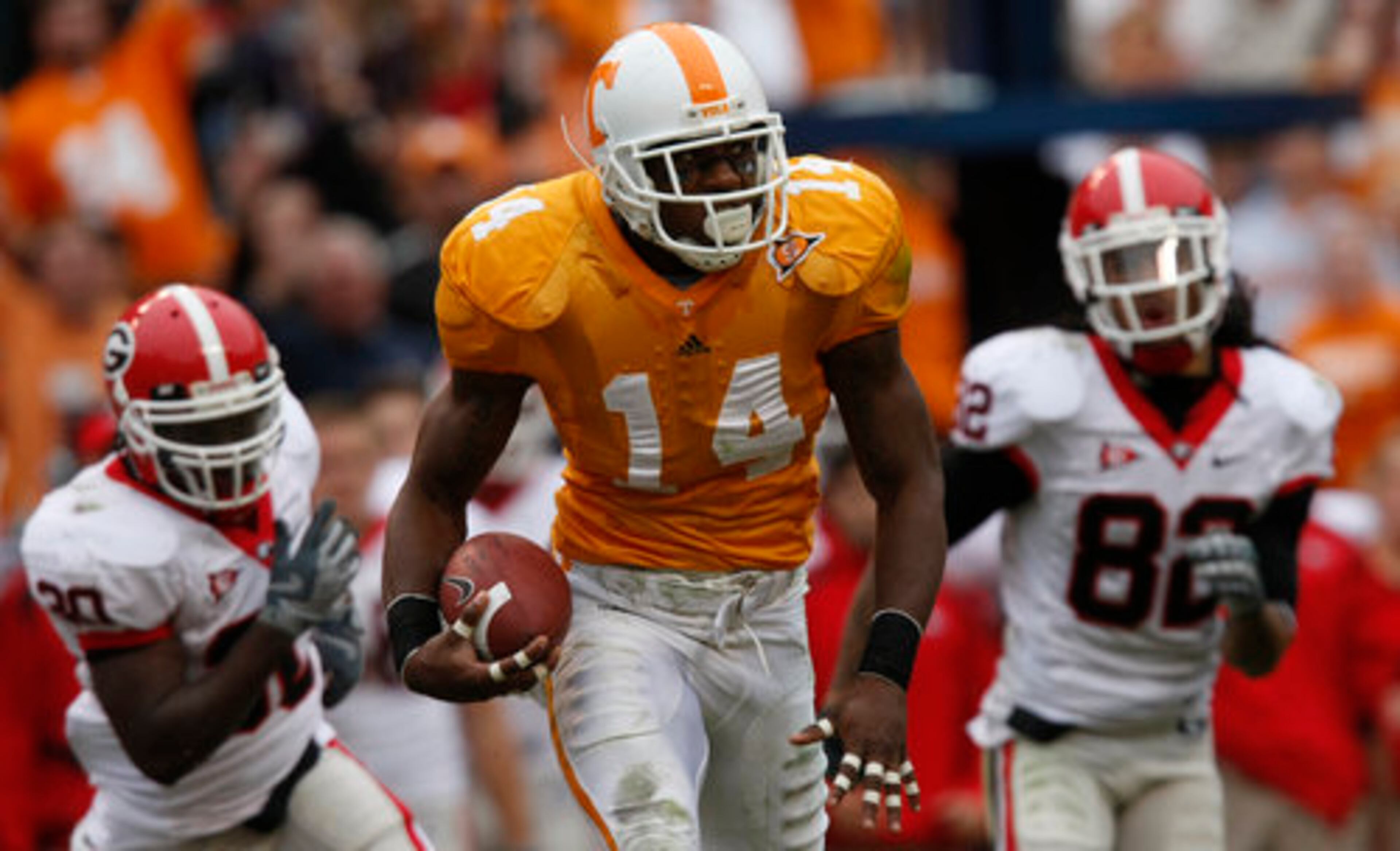 Berry added an interception and a long return in the fourth quarter.