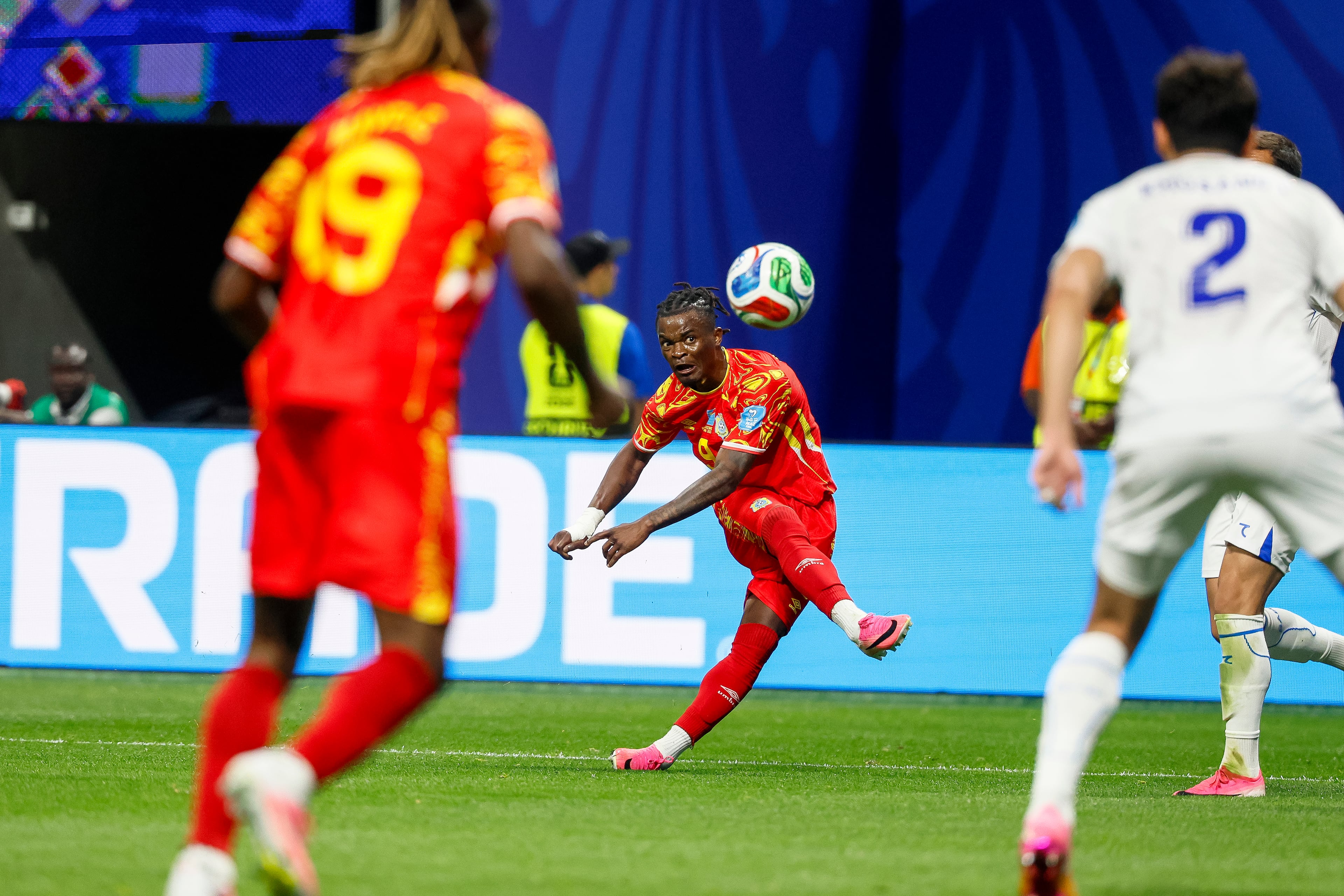 Congo forward Brian Cipenga attempts a kick against Uzbekistan defender Abdukodir Khusanov during the first half of a FIFA World Cup match at Atlanta Stadium (Mercedes-Benz Stadium) on Saturday, June 27, 2026, in Atlanta. (Miguel Martinez/AJC)