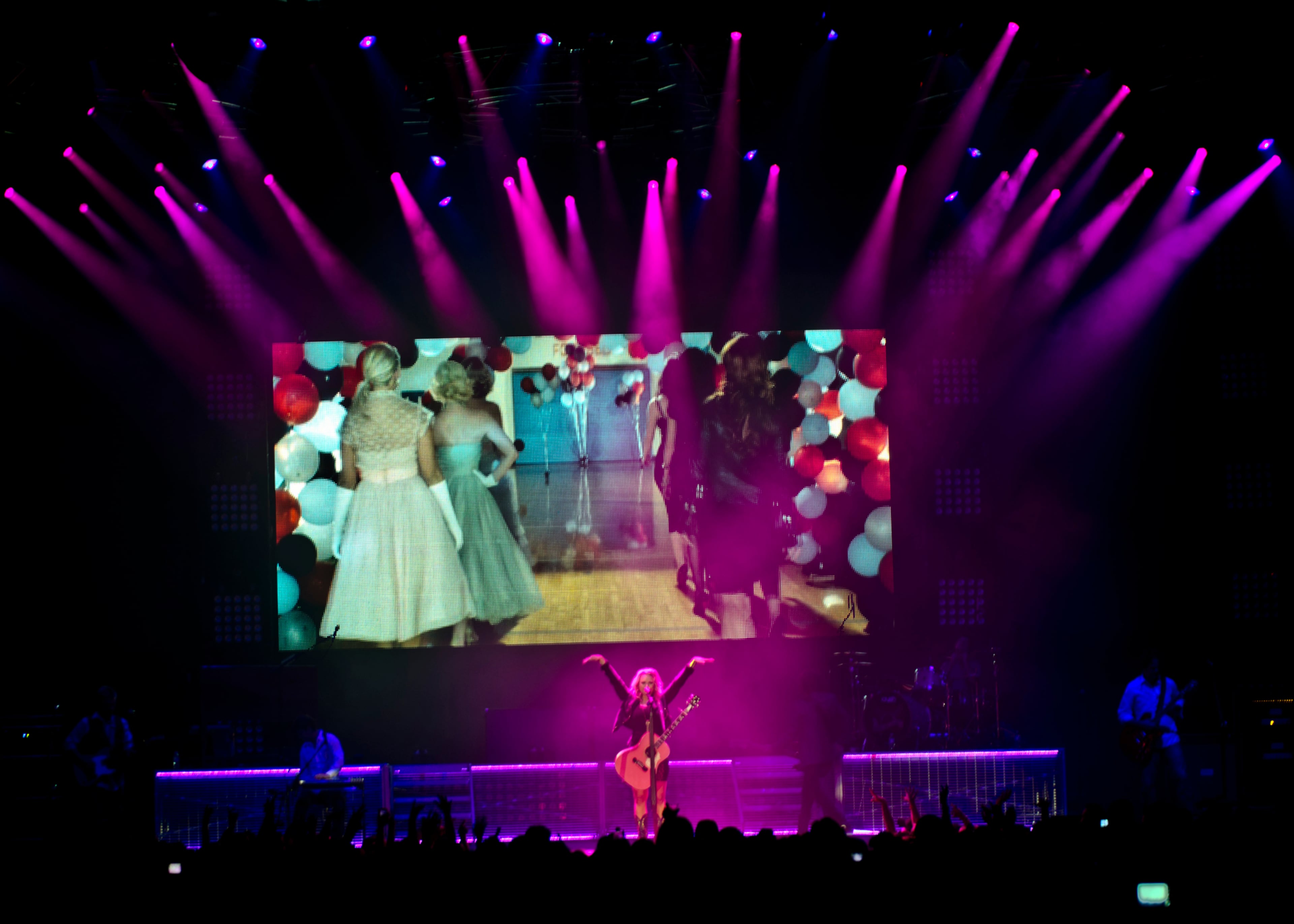 Miranda Lambert delighted a sold-out Ervin J. Nutter Center crowd during her Locked and ReLoaded Tour with Dierks Bentley in Fairborn, Ohio.