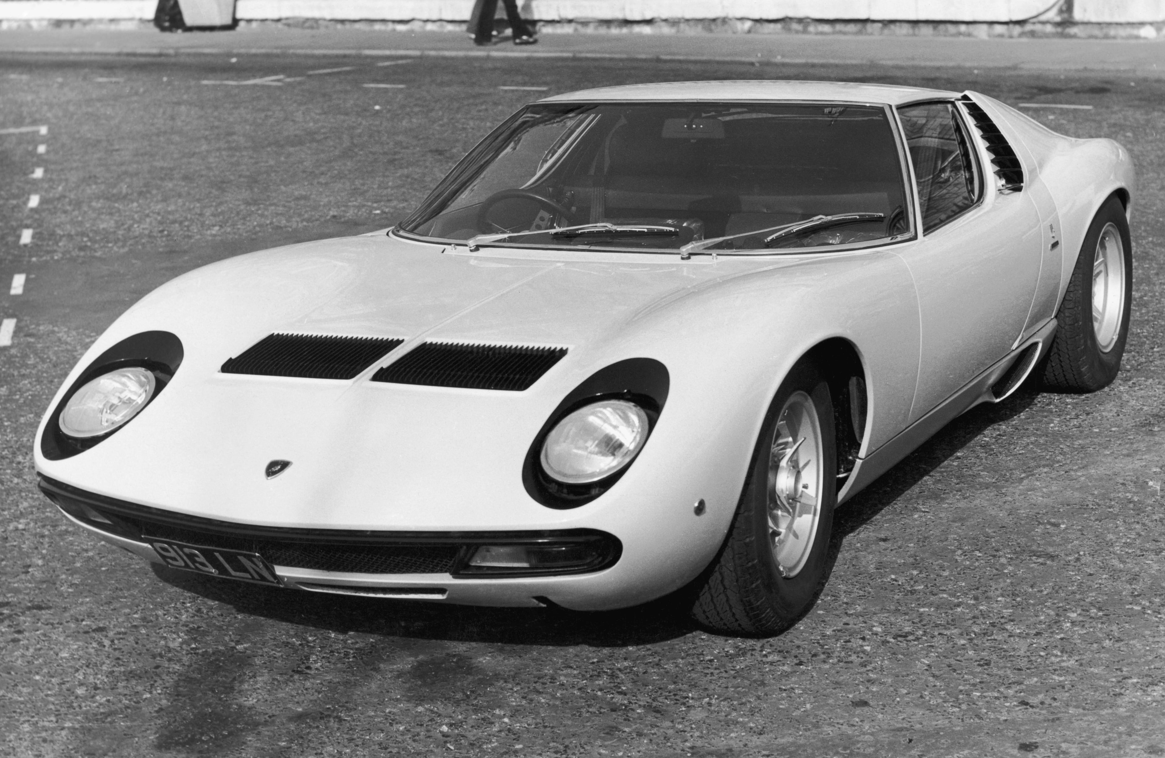 A Lamborghini Miura P400 sports car, circa 1967. The car was designed by Marcello Gandini of the Bertone design studio, and launched in 1966. (Photo by Hulton Archive/Getty Images)