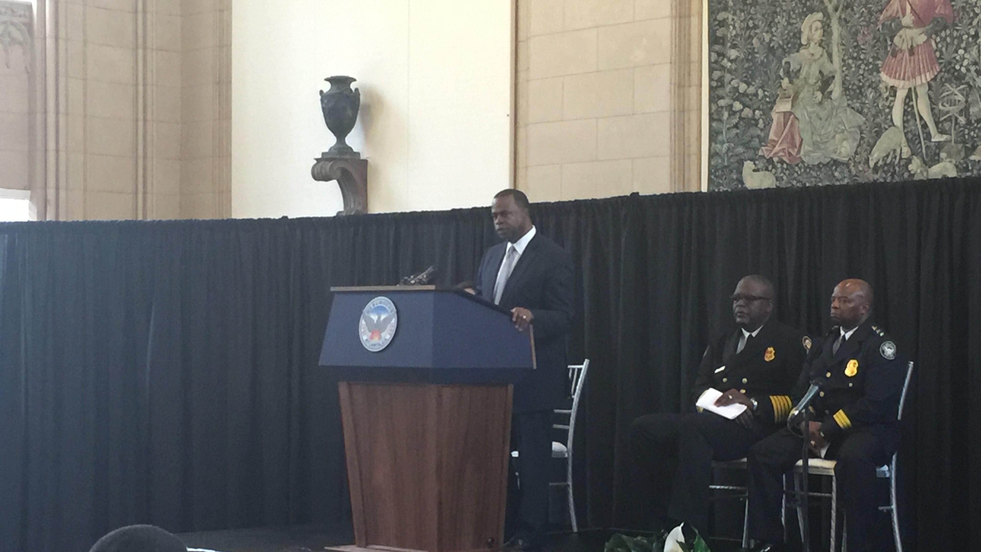 Atlanta Mayor Kasim Reed on Wednesday celebrated the work of police, fire and rescue teams after the I-85 bridge collapse on March 30. Some members of the teams will travel to Washington on Thursday to be congratulated by President Donald Trump.