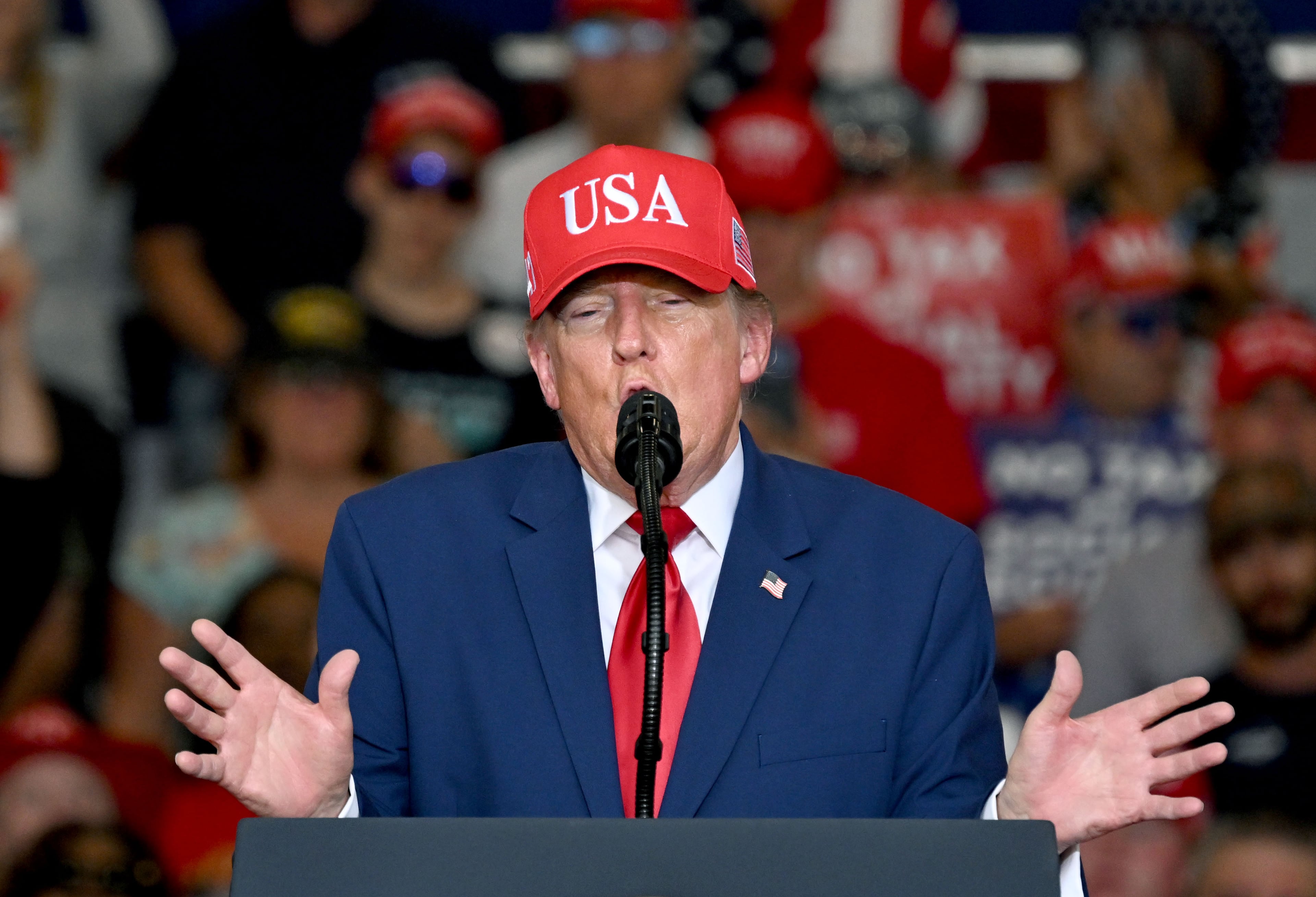 President Donald J. Trump speaks during a campaign rally at Dalton Municipal Airport on Friday, Oct. 16, 2026, in Dalton. (Hyosub Shin/AJC)