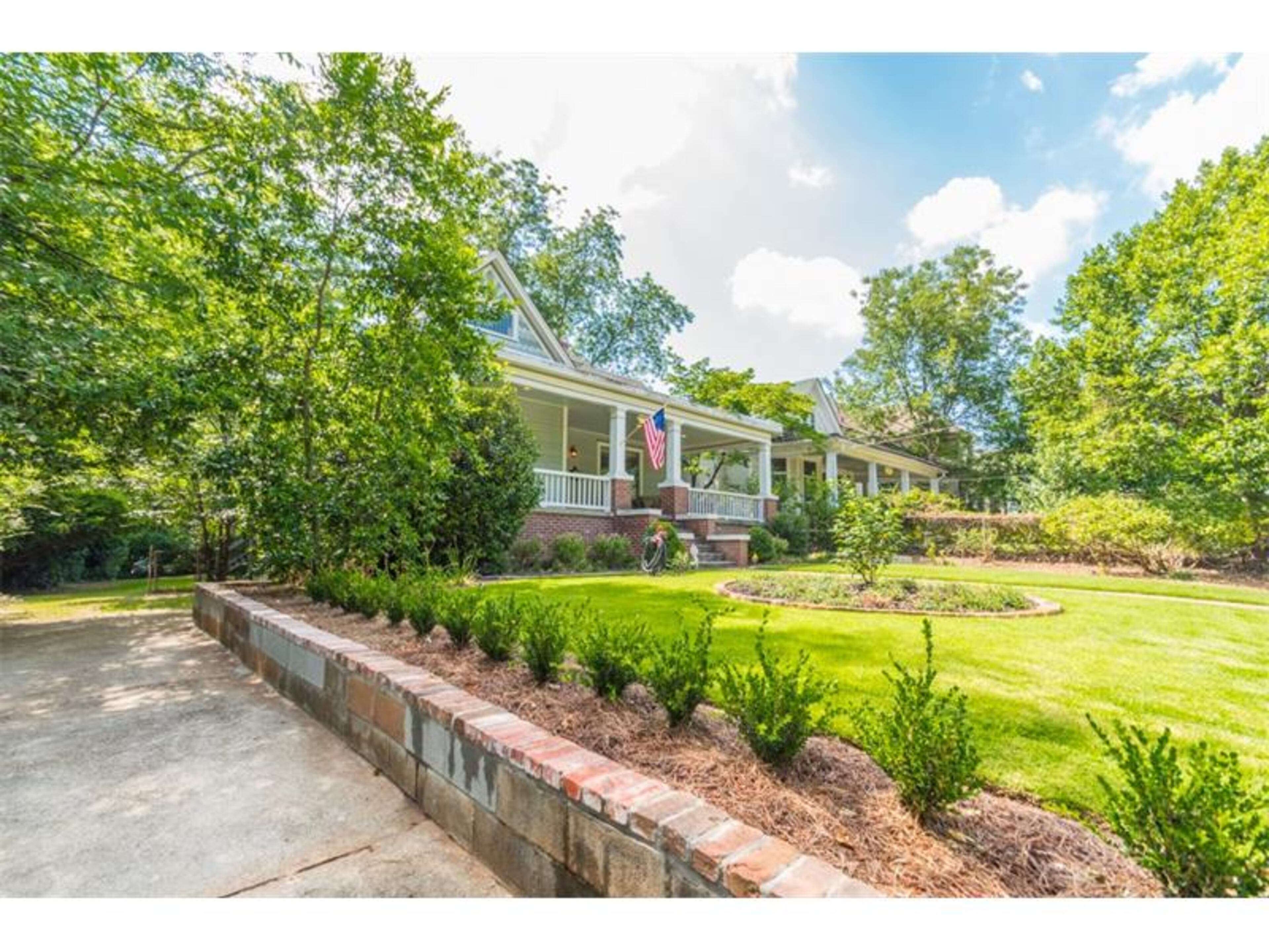 This spacious Grant Park home is completely renovated with modern conveniencies and energy efficiency. Located at 817 Cherokee Avenue, the home features working fireplaces, a claw foot tub, heart pine floors, a new chef's kitchen and a huge covered rear deck. And "Walking Dead" fans might remember this historic home was used as Rick Grimes’ residence in the very first episode. Visit virgentrealty.com to learn more about this listing.