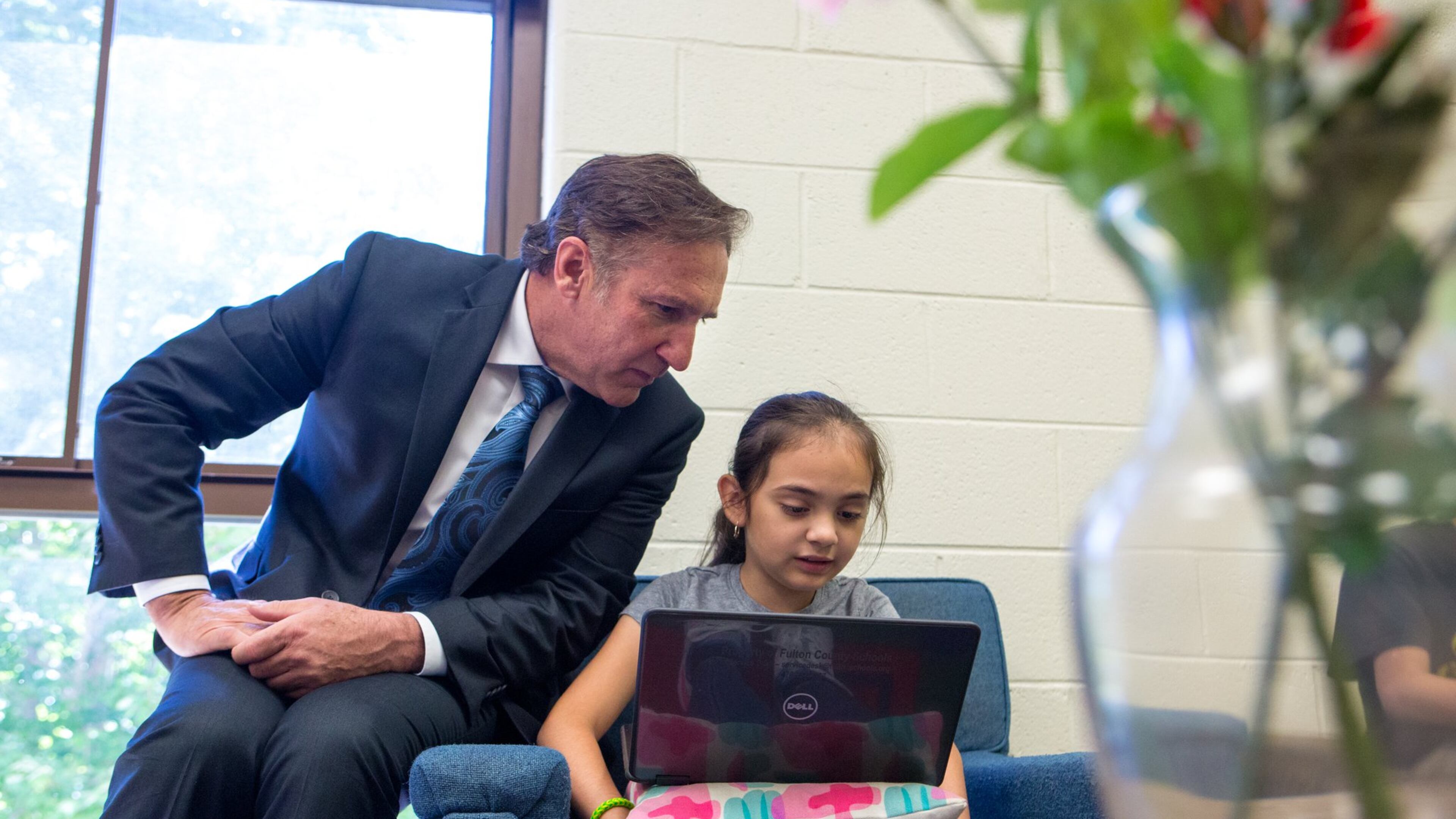 Fulton County Schools Superintendent Mike Looney speaks with Karolina, 9, as he tours Evoline C. West Elementary School on Thursday, June 13, 2019. Looney’s first official day on the job is Monday, June 17. CASEY SYKES FOR THE ATLANTA JOURNAL-CONSTITUTION