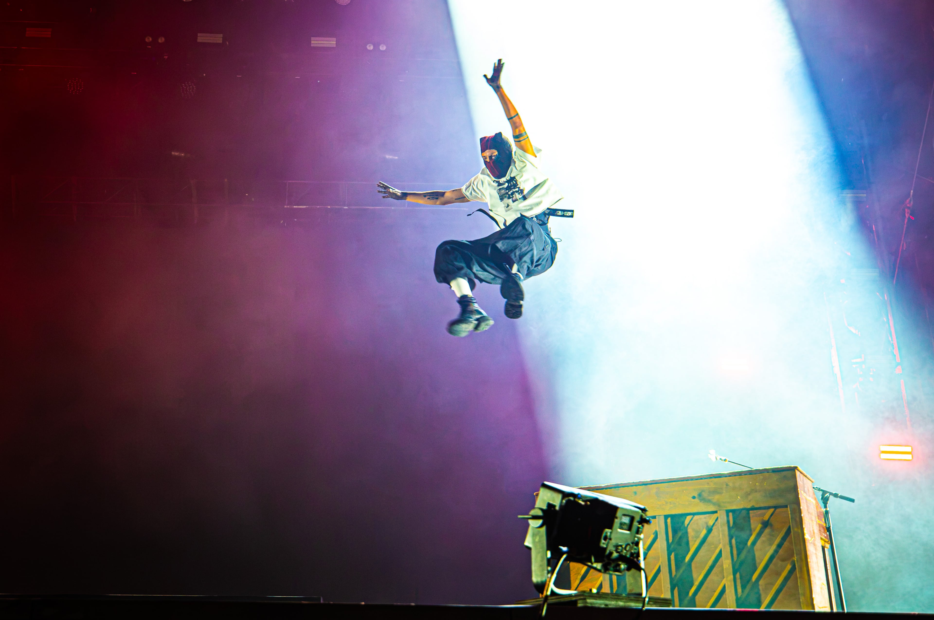 After a lengthy rain delay and evacuation, Twenty One Pilots closed out Saturday night at Shaky Knees with genre bending hits on the Peachtree Stage on Sept. 19, 2026, in Atlanta. (Ryan Fleisher for the AJC)