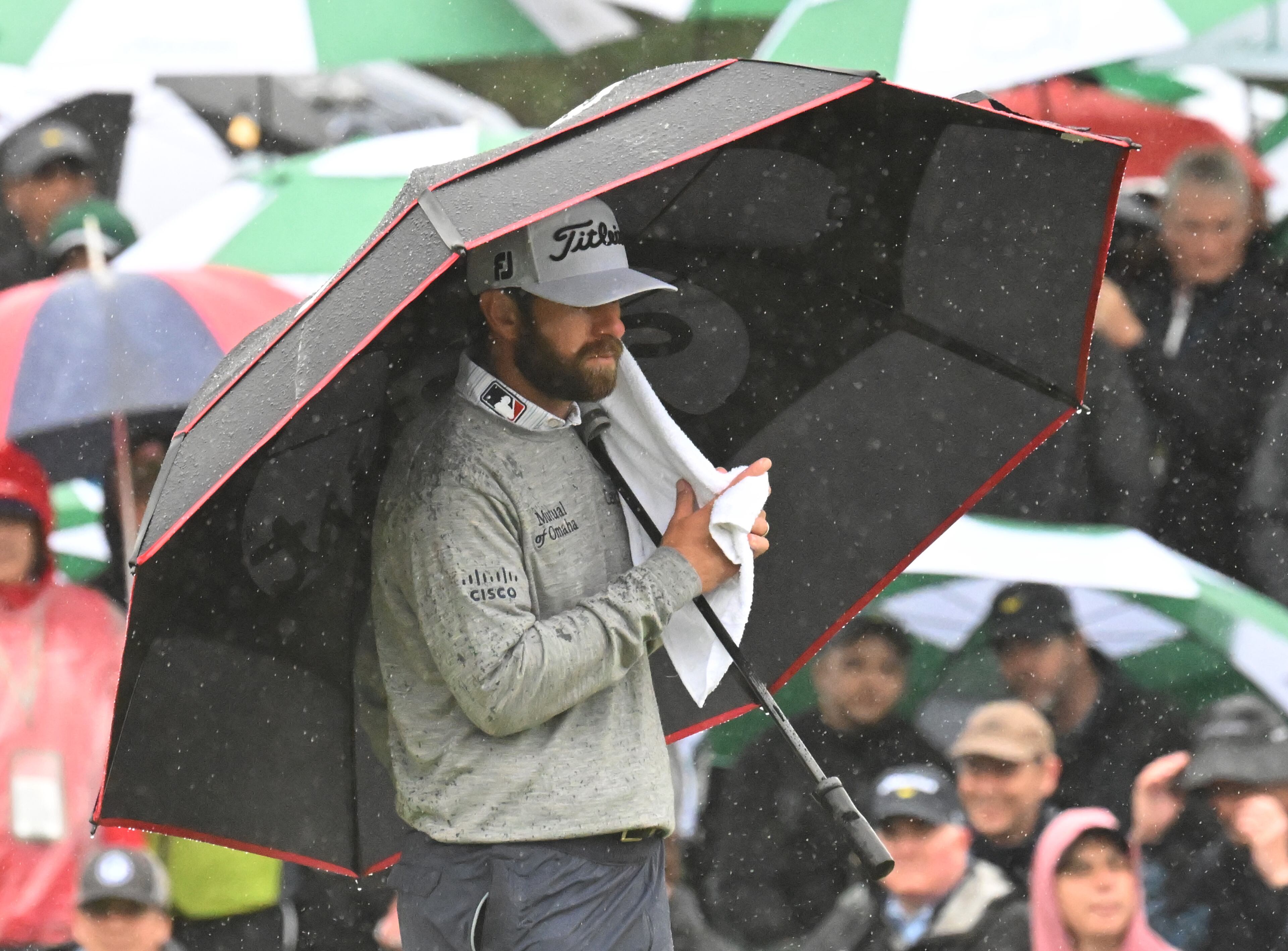 Cameron Young on 18th green during second round of the 2023 Masters Tournament at Augusta National Golf Club, Saturday, April 8, 2023, in Augusta, Ga. (Hyosub Shin / Hyosub.Shin@ajc.com)