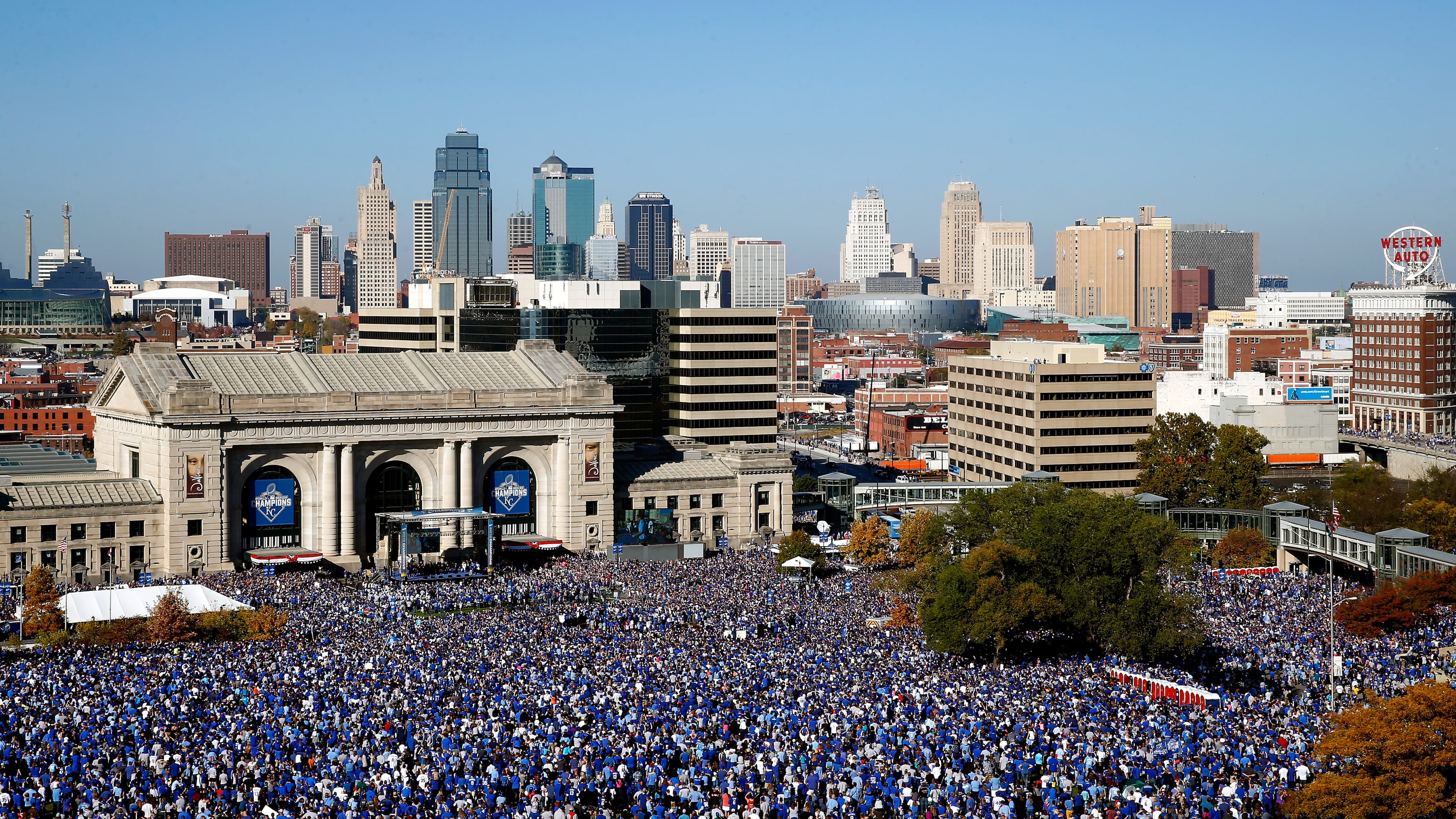 KANSAS CITY, MO - NOVEMBER 03: A general view of crowds gathered in front of Union Station and the skyline as the Kansas City Royals players hold a rally and celebration following a parade in honor of their World Series win on November 3, 2015 in Kansas City, Missouri. (Photo by Jamie Squire/Getty Images)