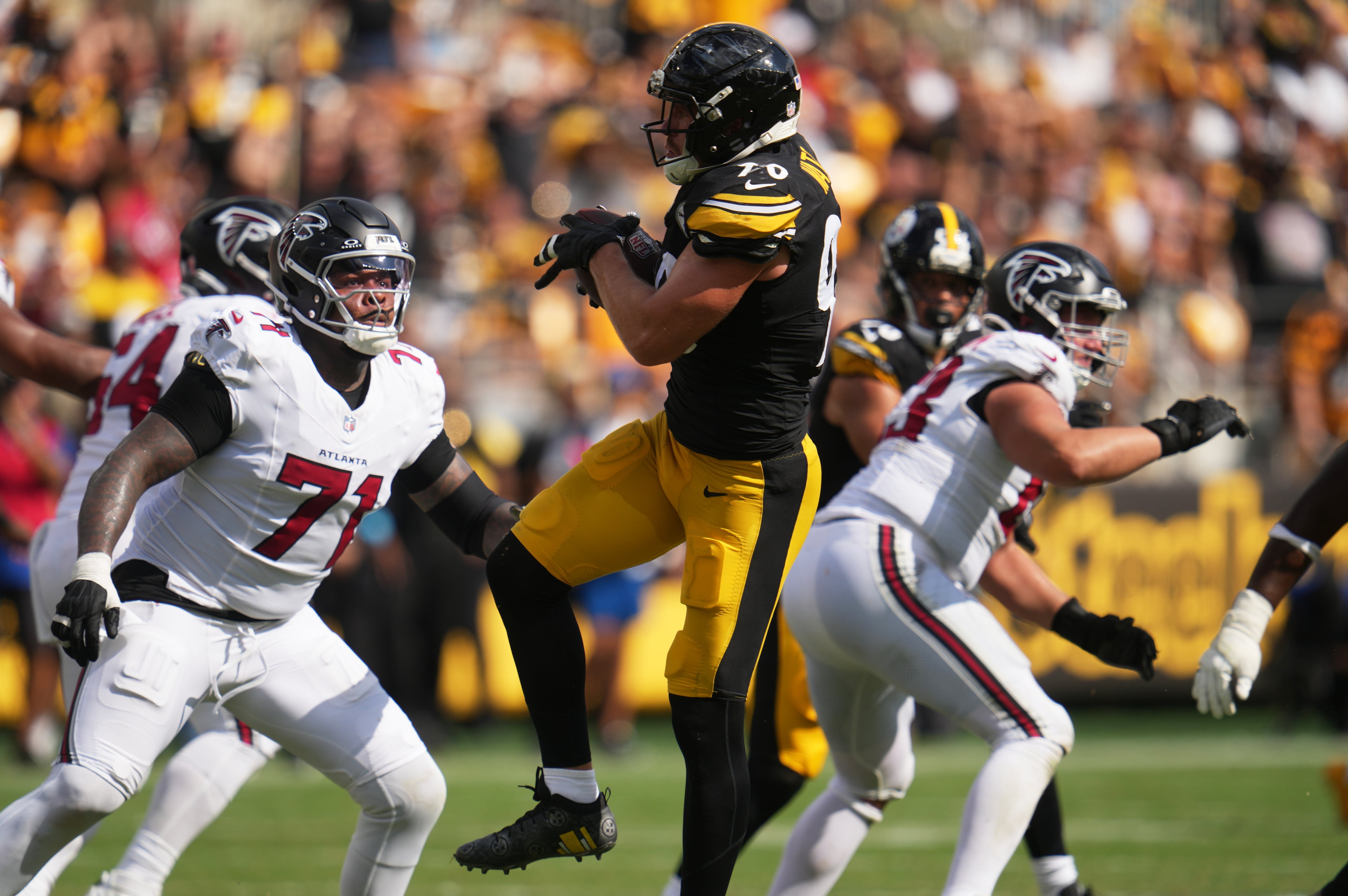 APTOPIX Falcons Steelers Football