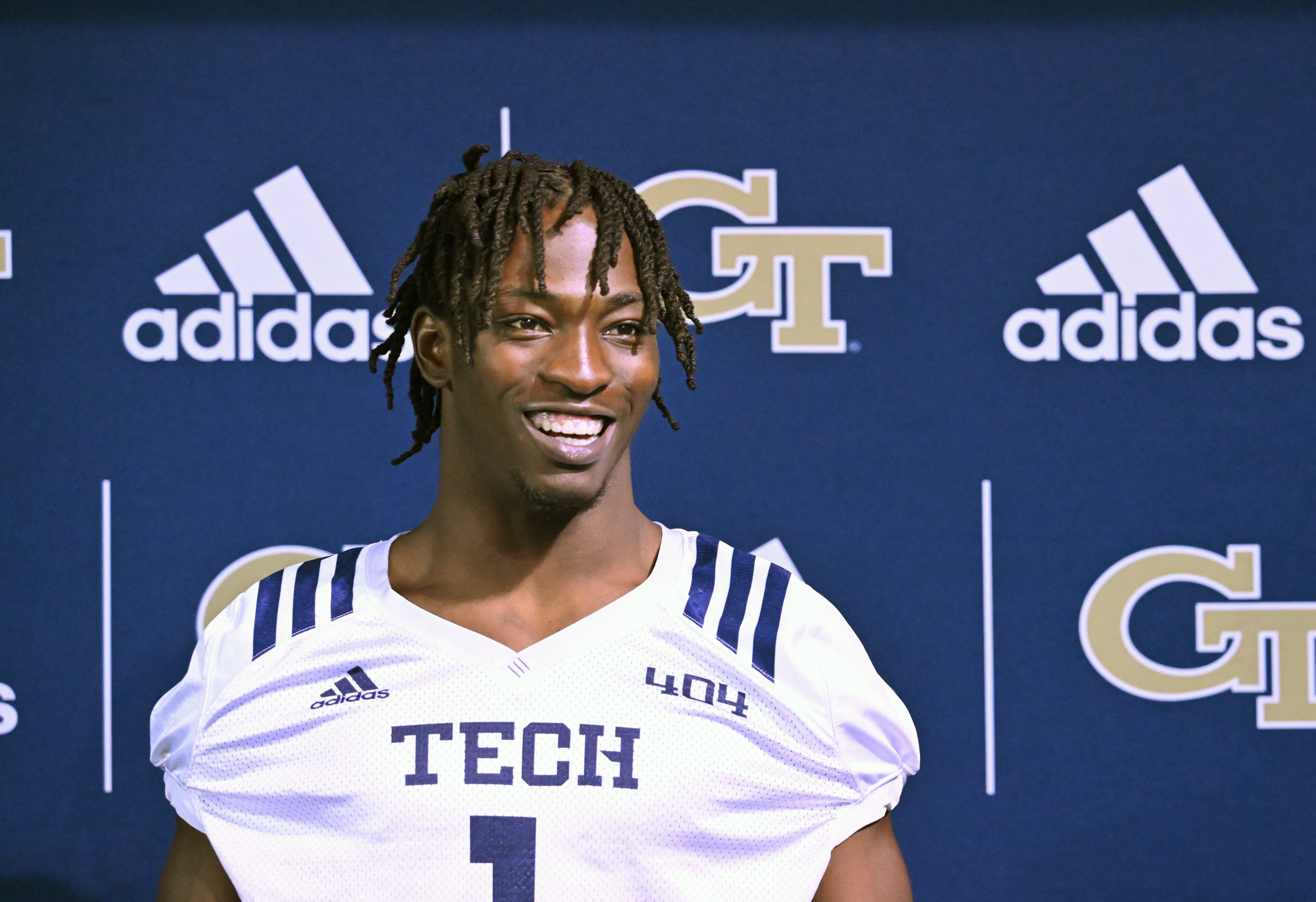 Georgia Tech's linebacker Charlie Thomas (1) speaks to members of the press during Georgia Tech Football Media Day at Rose Bowl Field on Georgia Tech Campus in Atlanta on Saturday, August 6 2022. (Hyosub Shin / Hyosub.Shin@ajc.com)