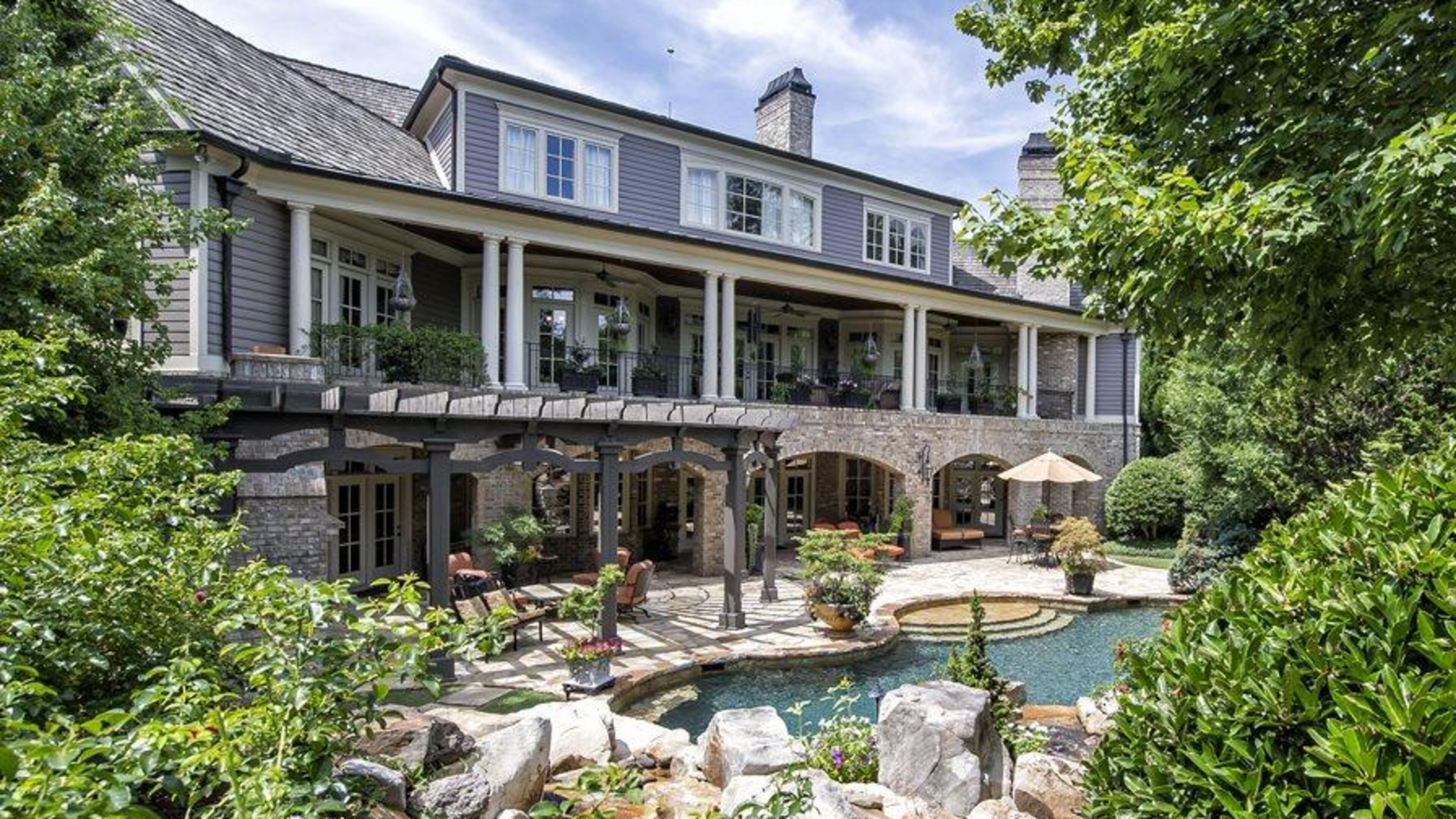 A casting company is looking to make over homes in Suwanee.