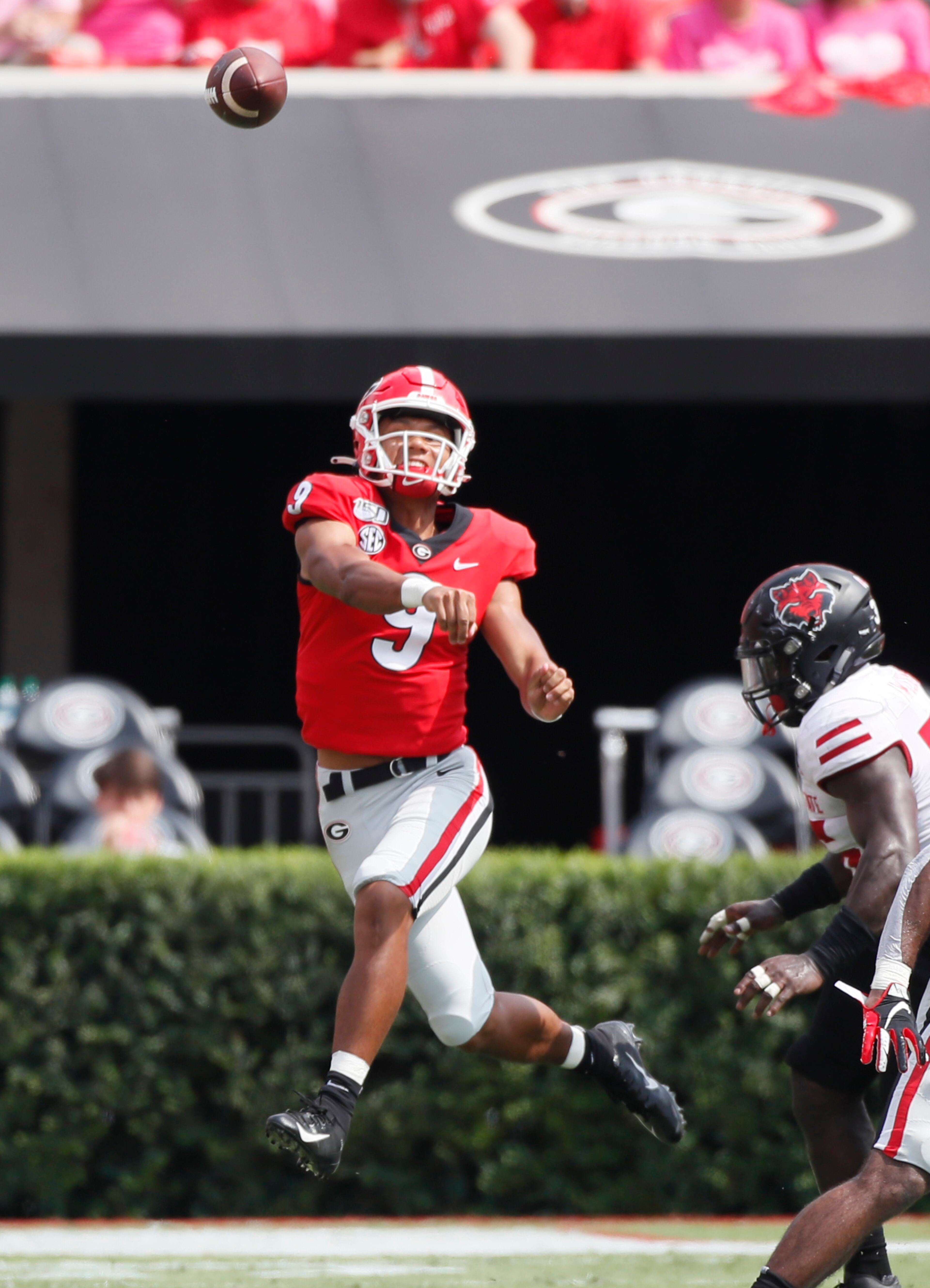Georgia Bulldogs quarterback Nathan Priestley (9) gets some playing time during the fourth quarter. Bob Andres / robert.andres@ajc.com