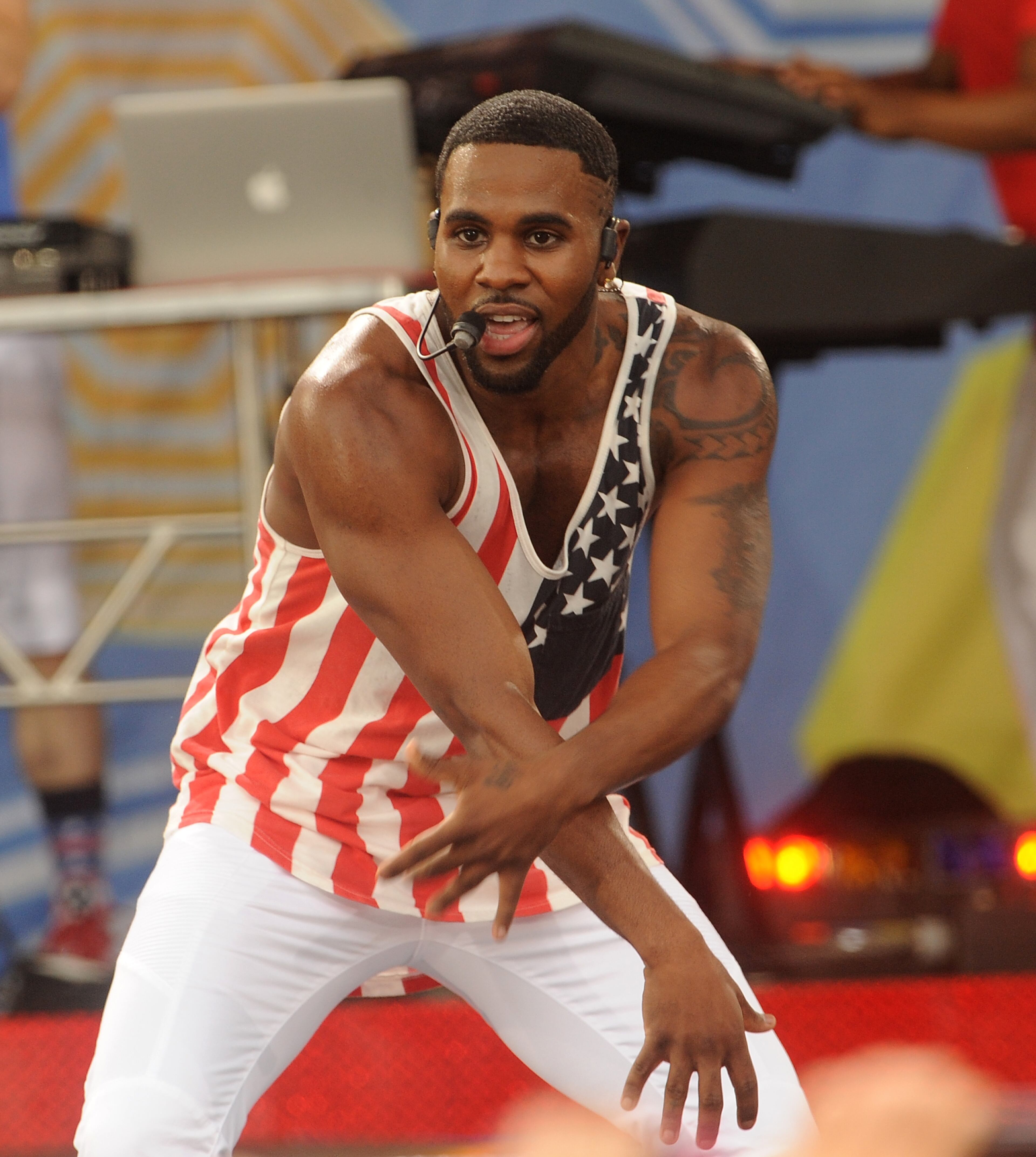 NEW YORK, NY - JULY 04: Singer Jason Derulo performs On ABC's "Good Morning America" at Rumsey Playfield, Central Park on July 4, 2014 in New York City. (Photo by Brad Barket/Getty Images)