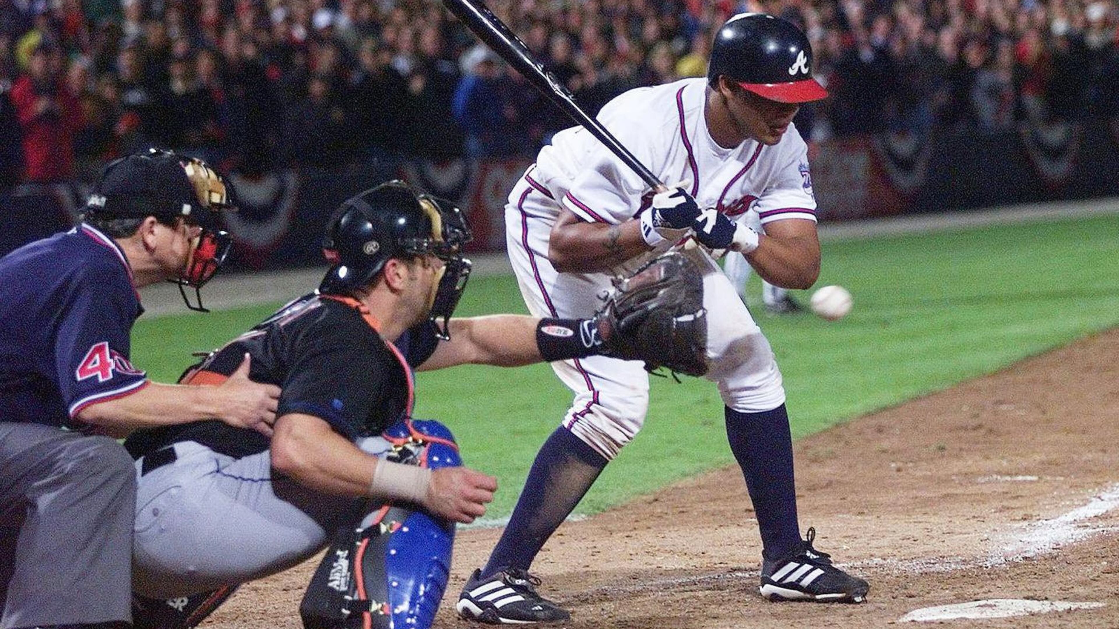 This is how the Braves reached the 1999 World Series: Andruw Jones taking ball four from Mets pitcher Kenny Rogers with the bases loaded in the 11th inning of Game 6 of the National League Championship Series. (G. Paul Burnett/New York Times)