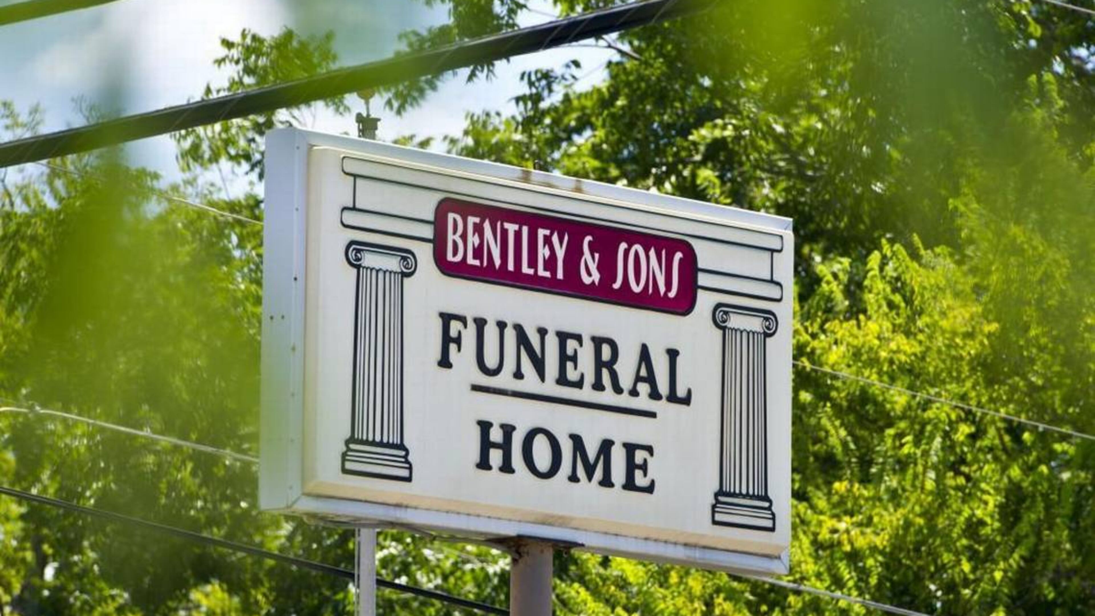 According to the lawsuit, the hospital moved Natroya Hulbert’s body to a funeral home without the family’s consent. (Credit: The Macon Telegraph)