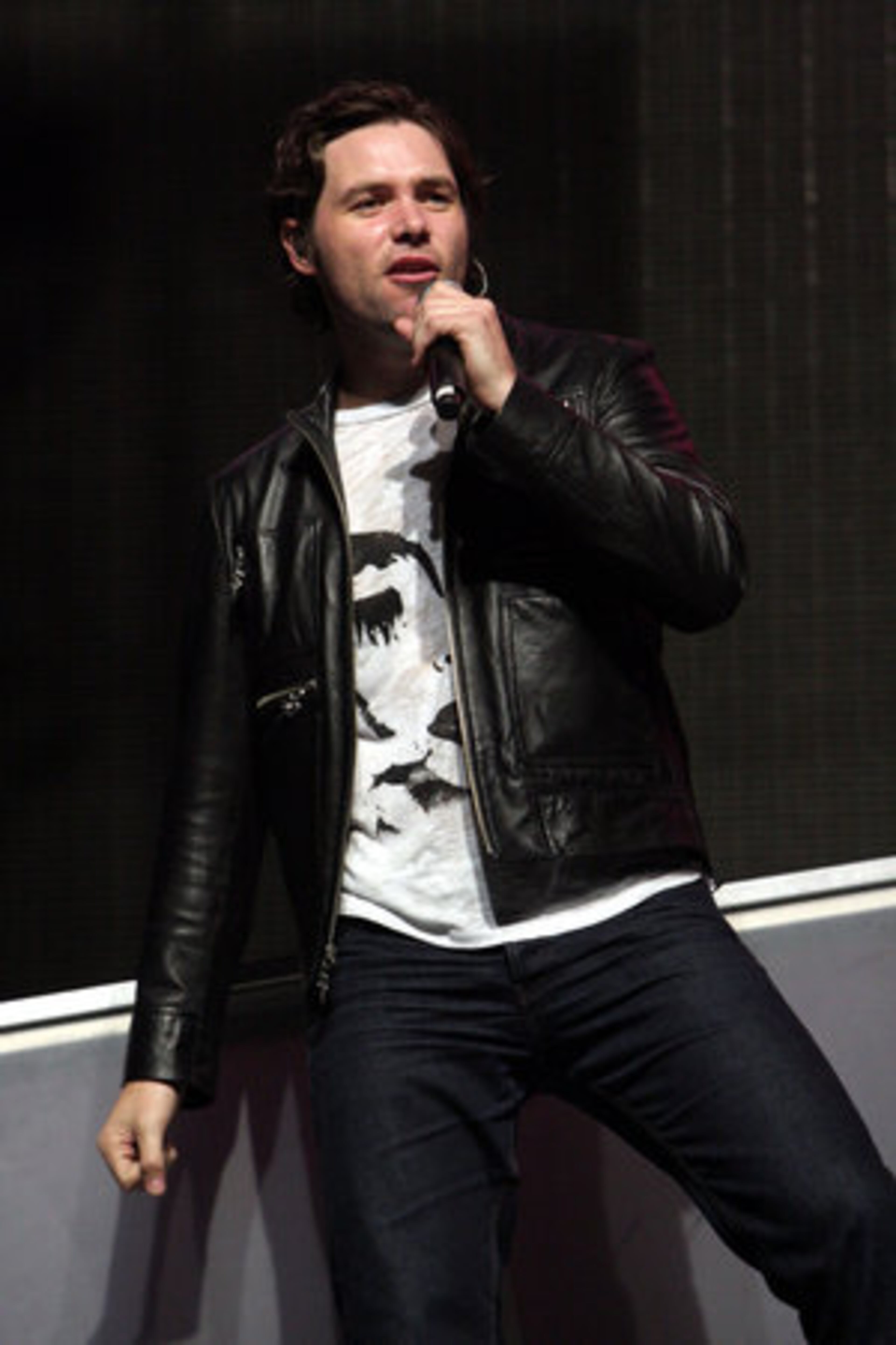 Michael Johns puts on a suave performance.